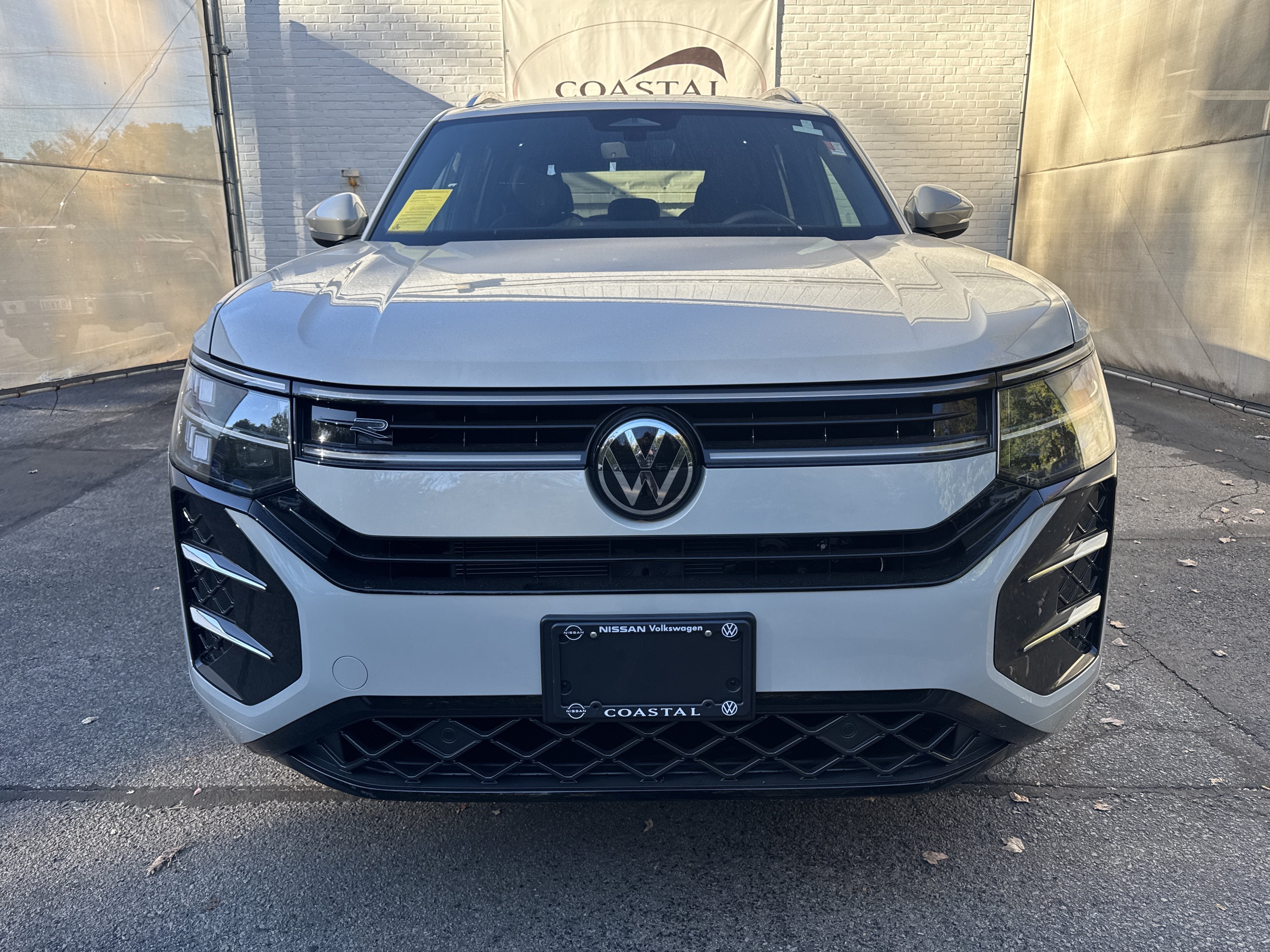 2027 Volkswagen Atlas SEL R-Line