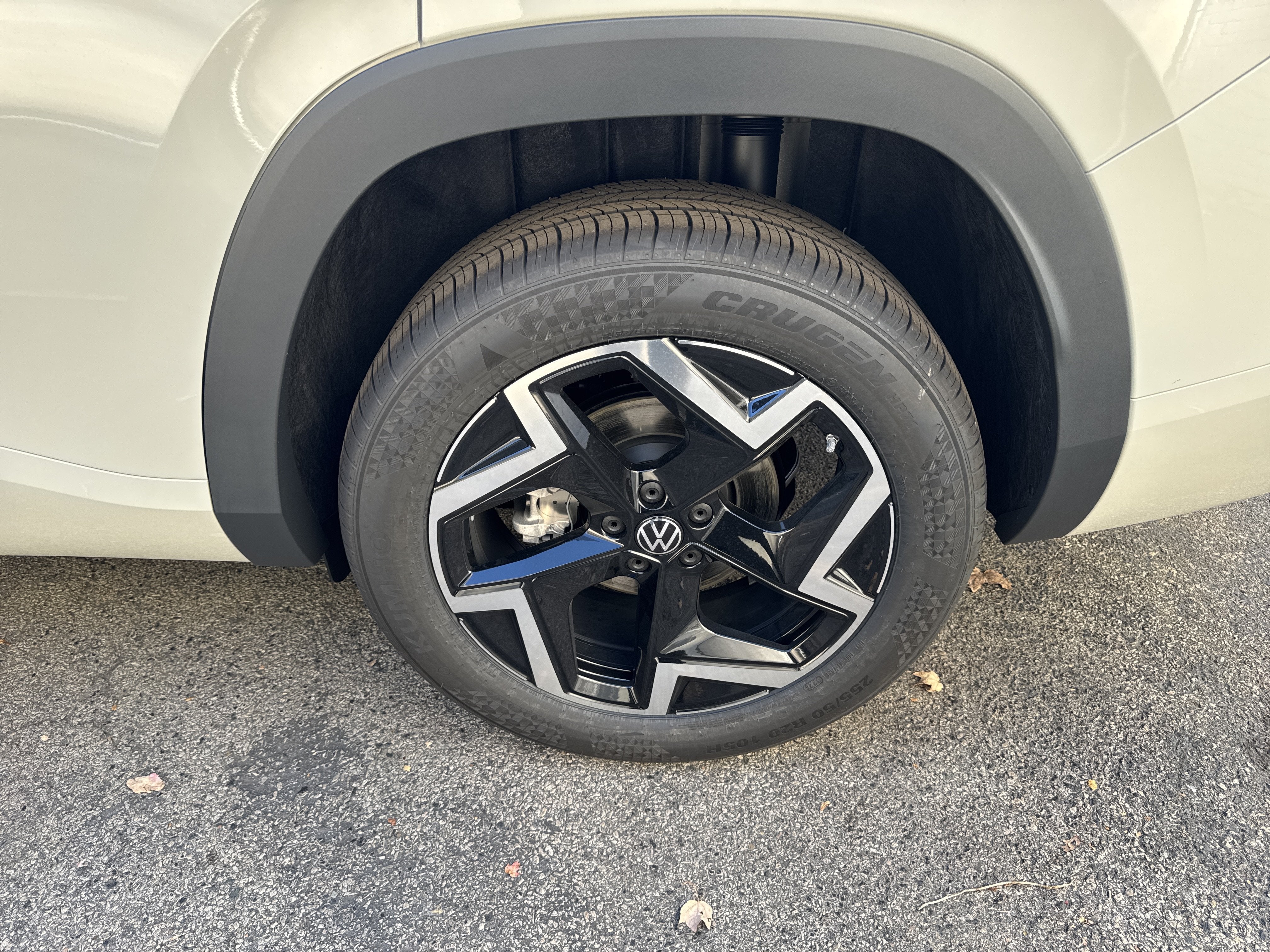 2027 Volkswagen Atlas SEL R-Line