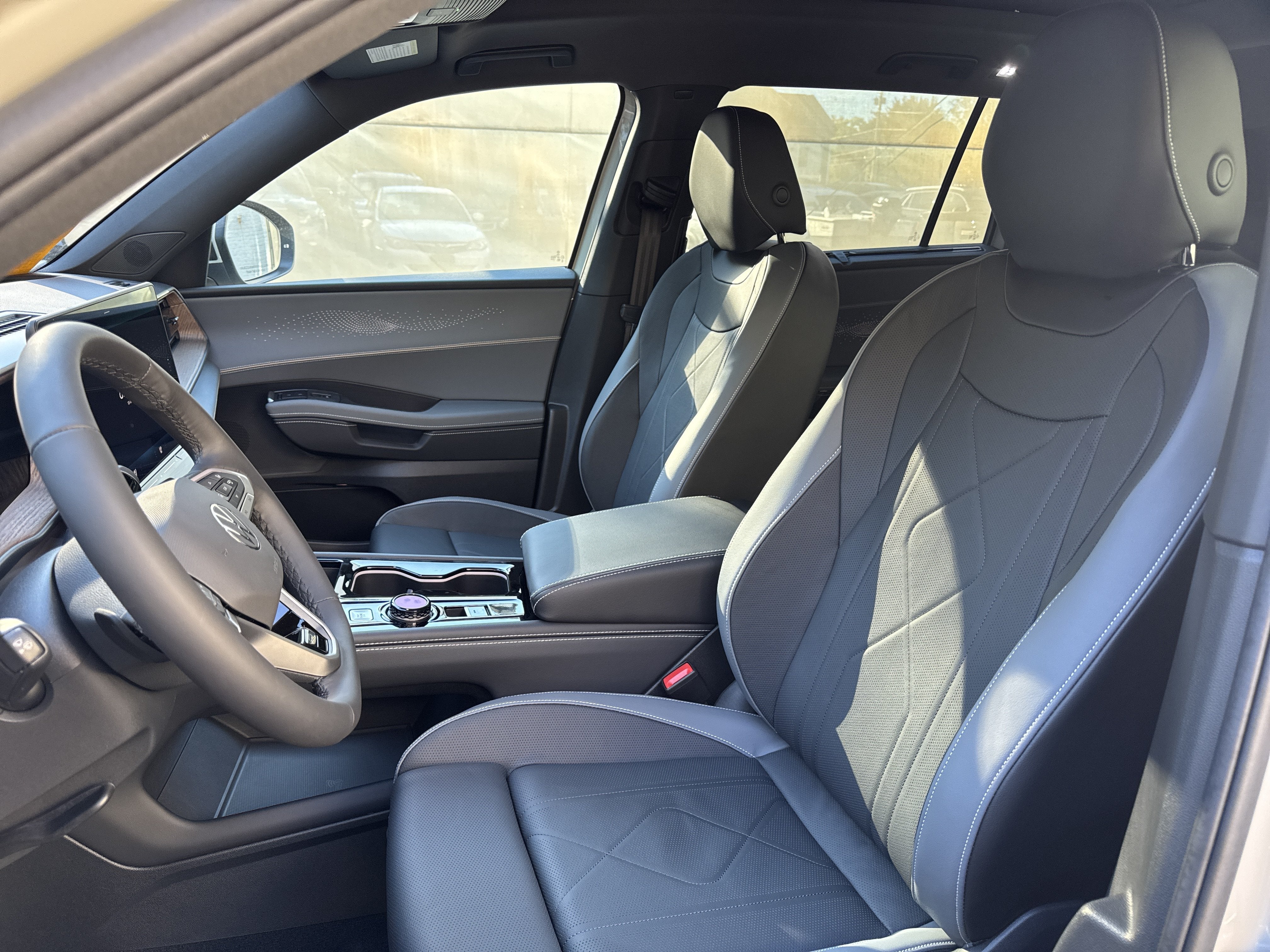 2027 Volkswagen Atlas SEL R-Line