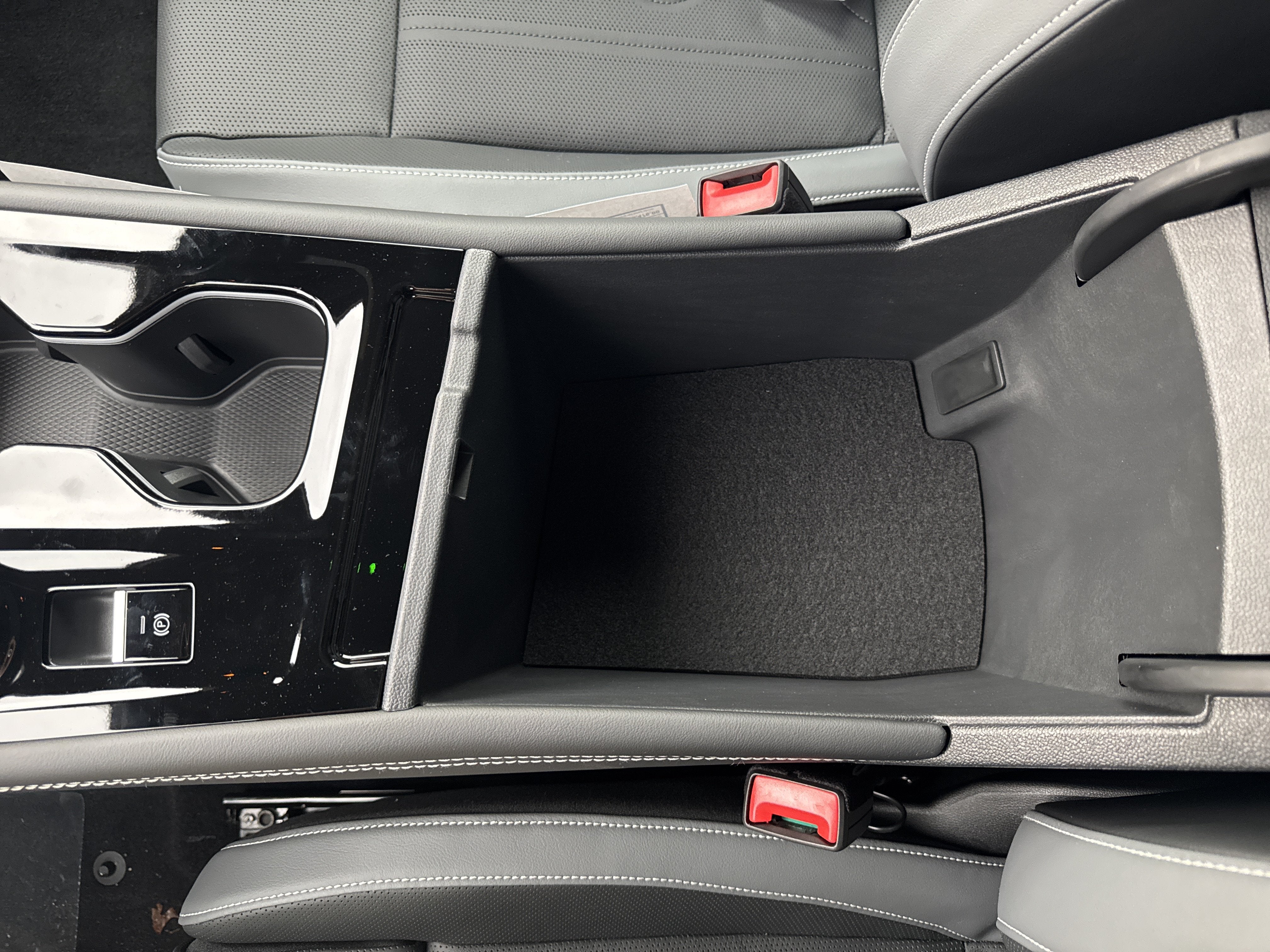 2027 Volkswagen Atlas SEL R-Line