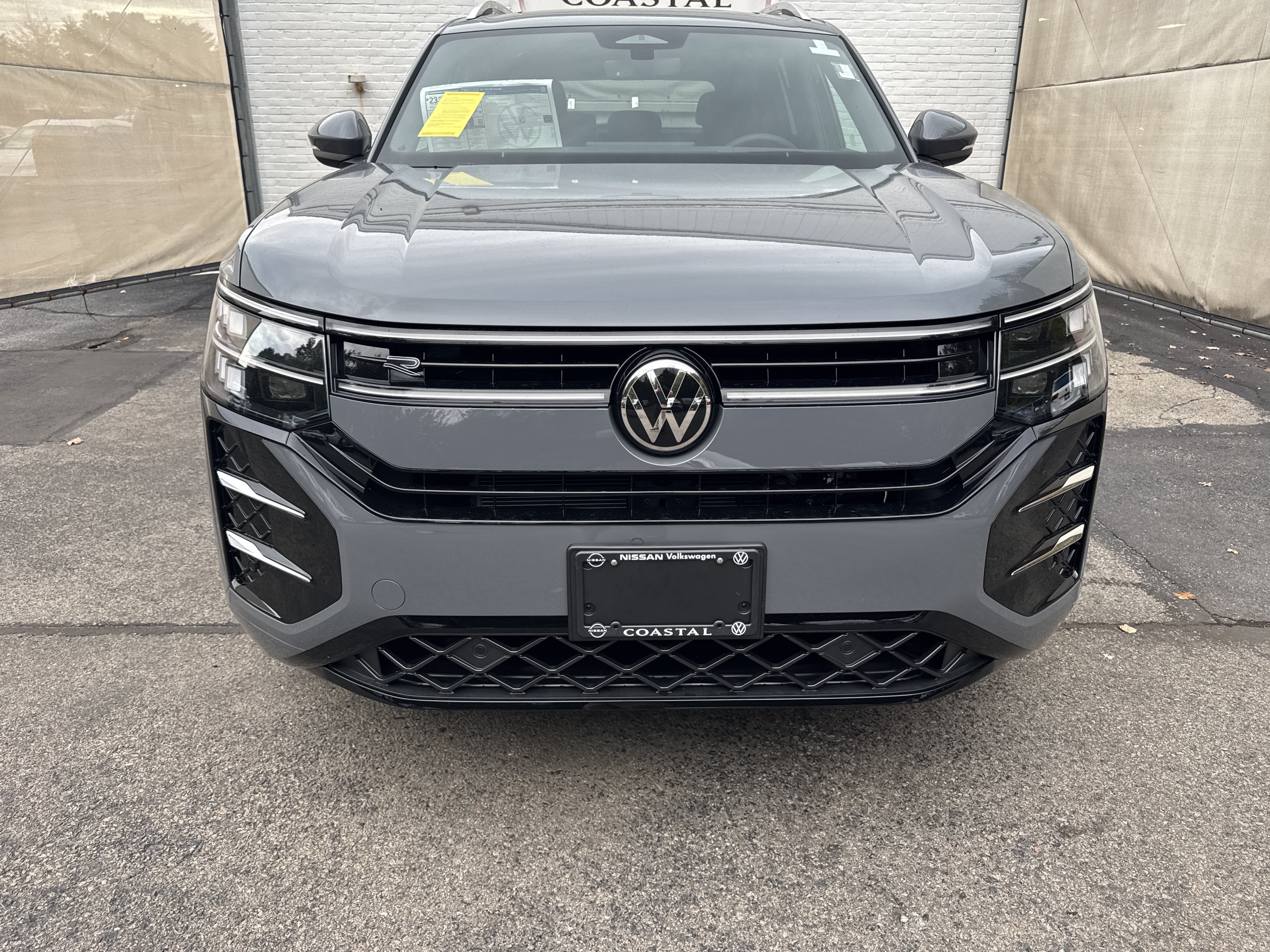 2027 Volkswagen Atlas SEL R-Line