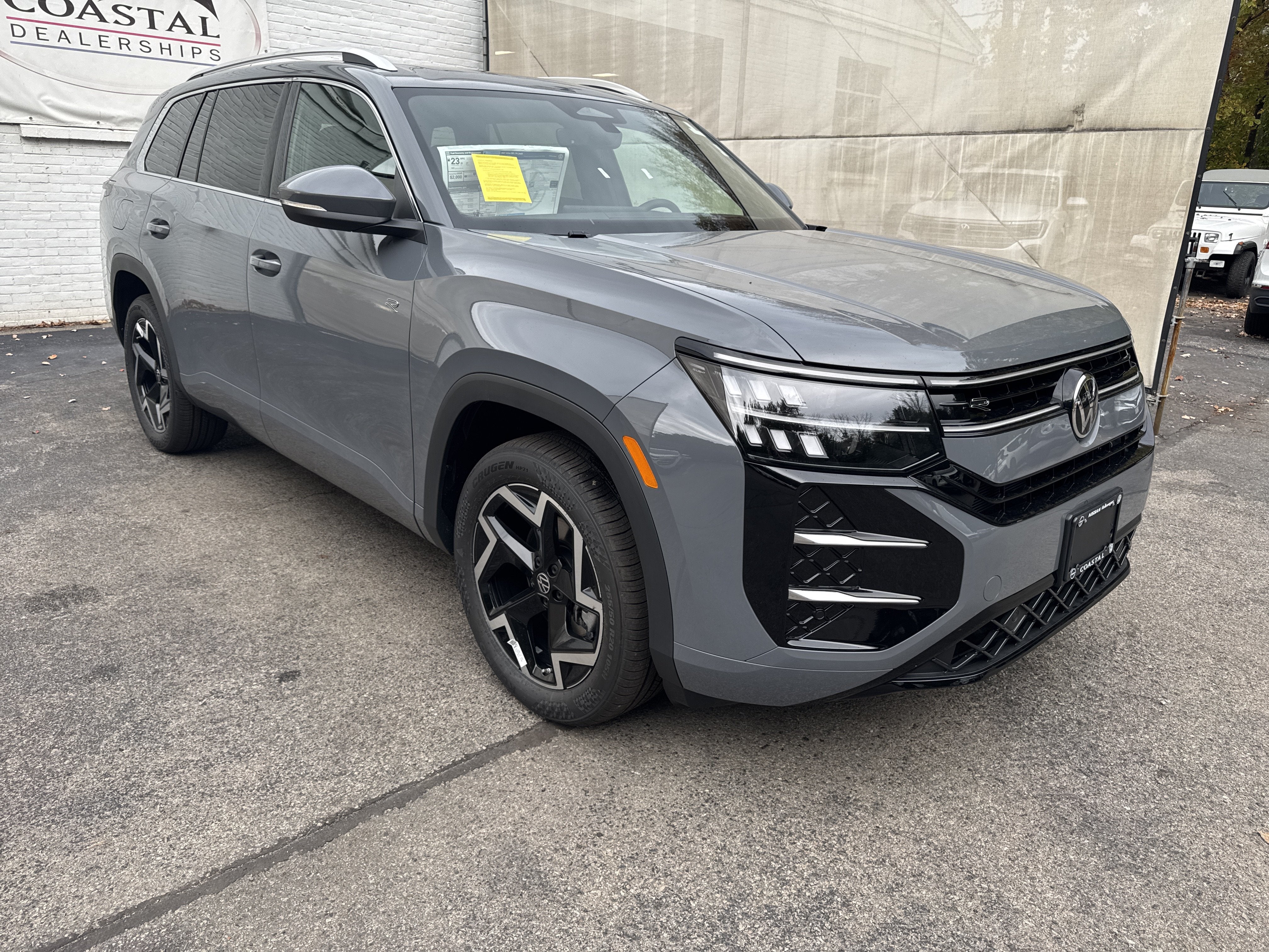 2027 Volkswagen Atlas SEL R-Line