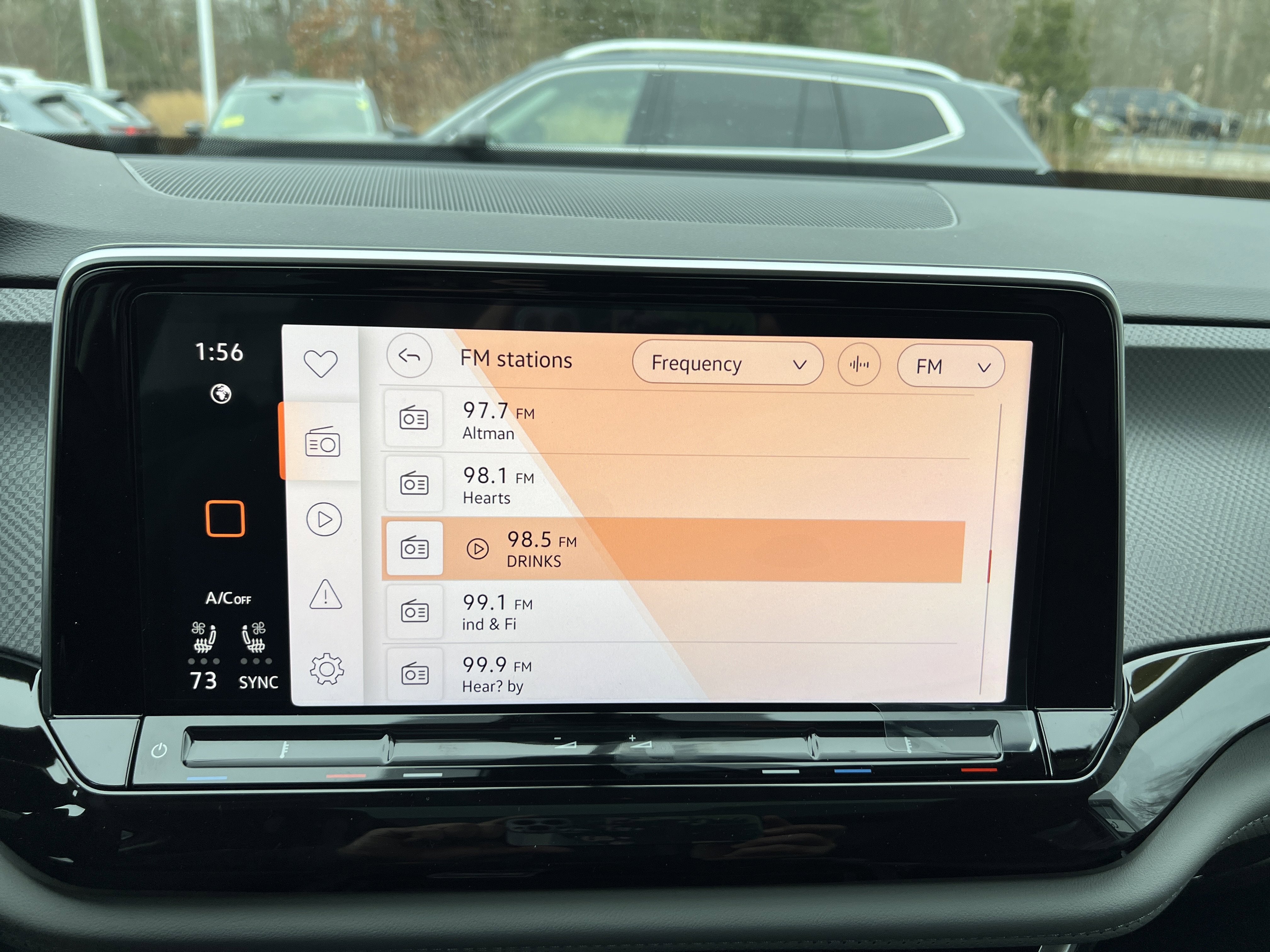 2026 Volkswagen Atlas 2.0T Peak Edition w/adventure package