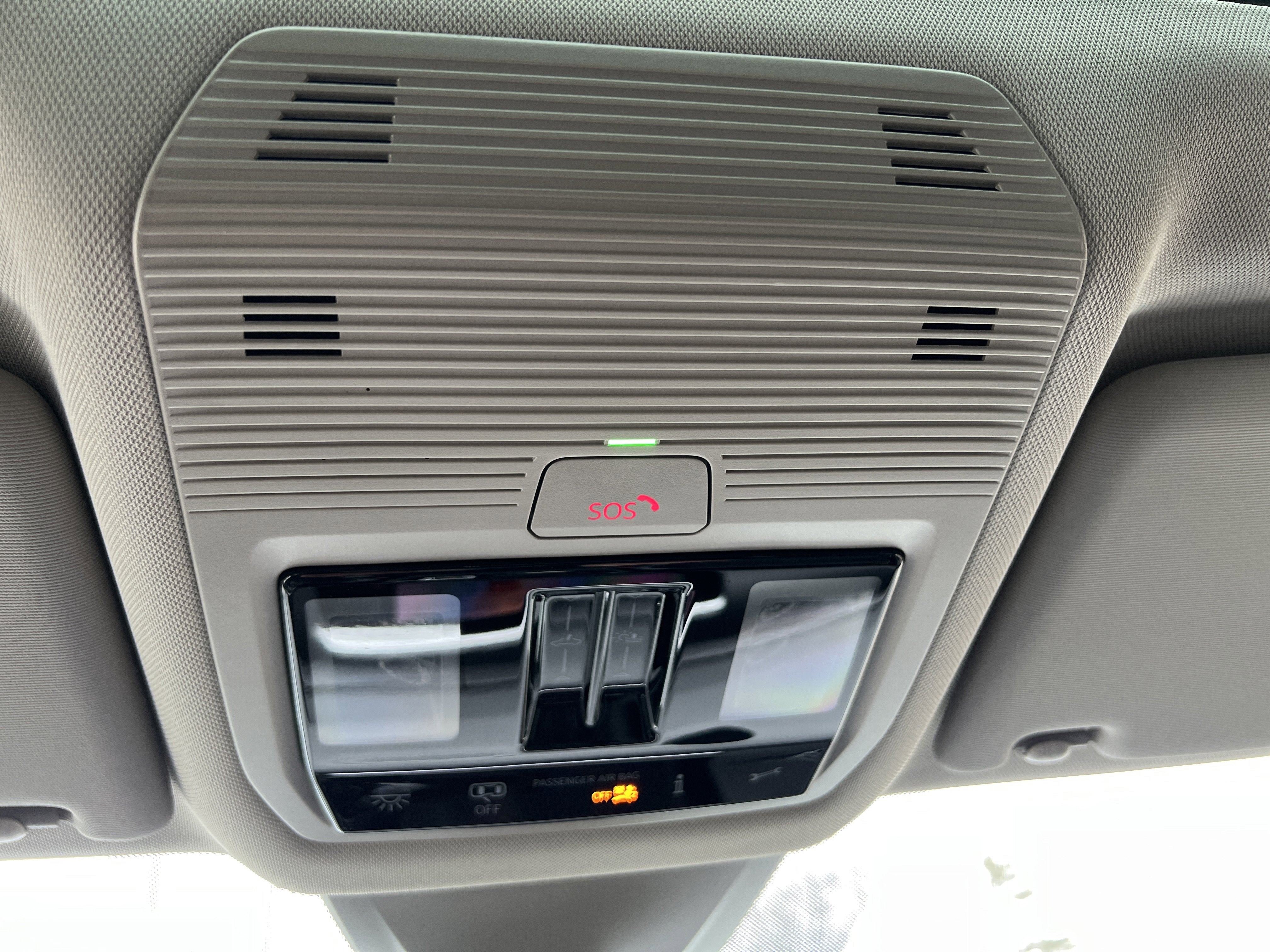 2026 Volkswagen Atlas 2.0T Peak Edition w/adventure package