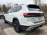 2026 Volkswagen Atlas 2.0T Peak Edition w/adventure package