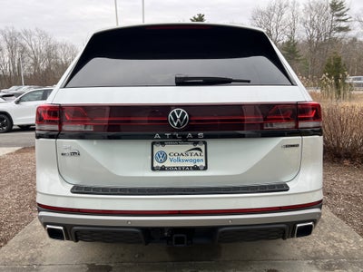 2026 Volkswagen Atlas 2.0T Peak Edition w/adventure package
