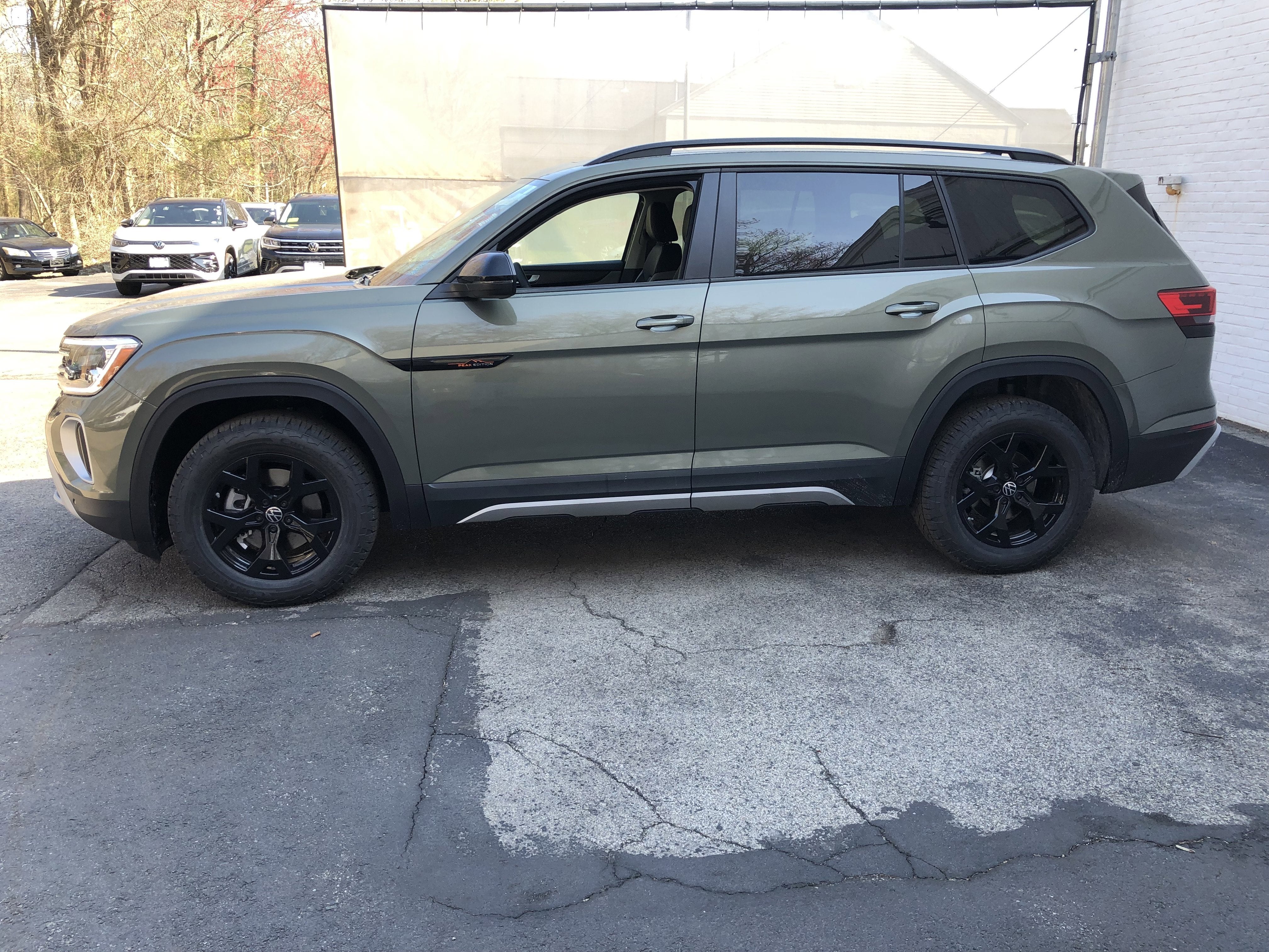 2026 Volkswagen Atlas 2.0T Peak Edition