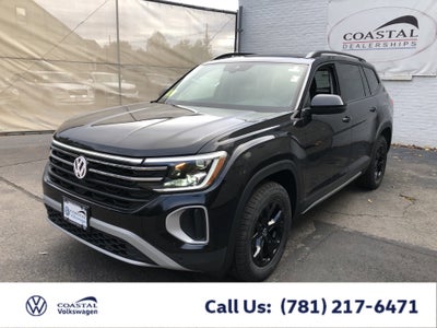 2026 Volkswagen Atlas 2.0T Peak Edition w/captains chairs