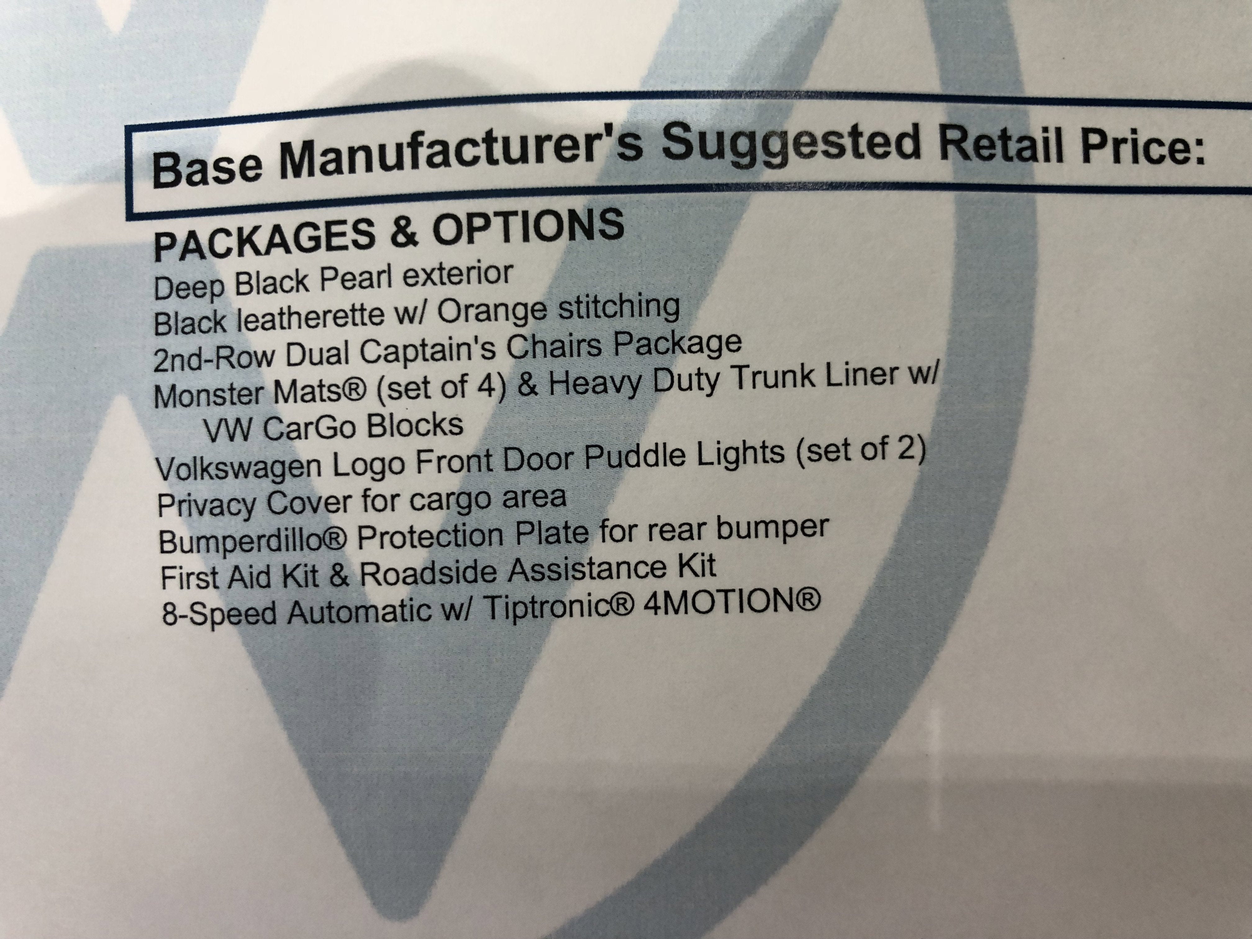 2026 Volkswagen Atlas 2.0T Peak Edition w/captains chairs