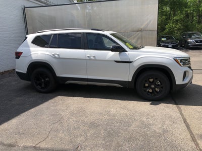 2026 Volkswagen Atlas 2.0T Peak Edition