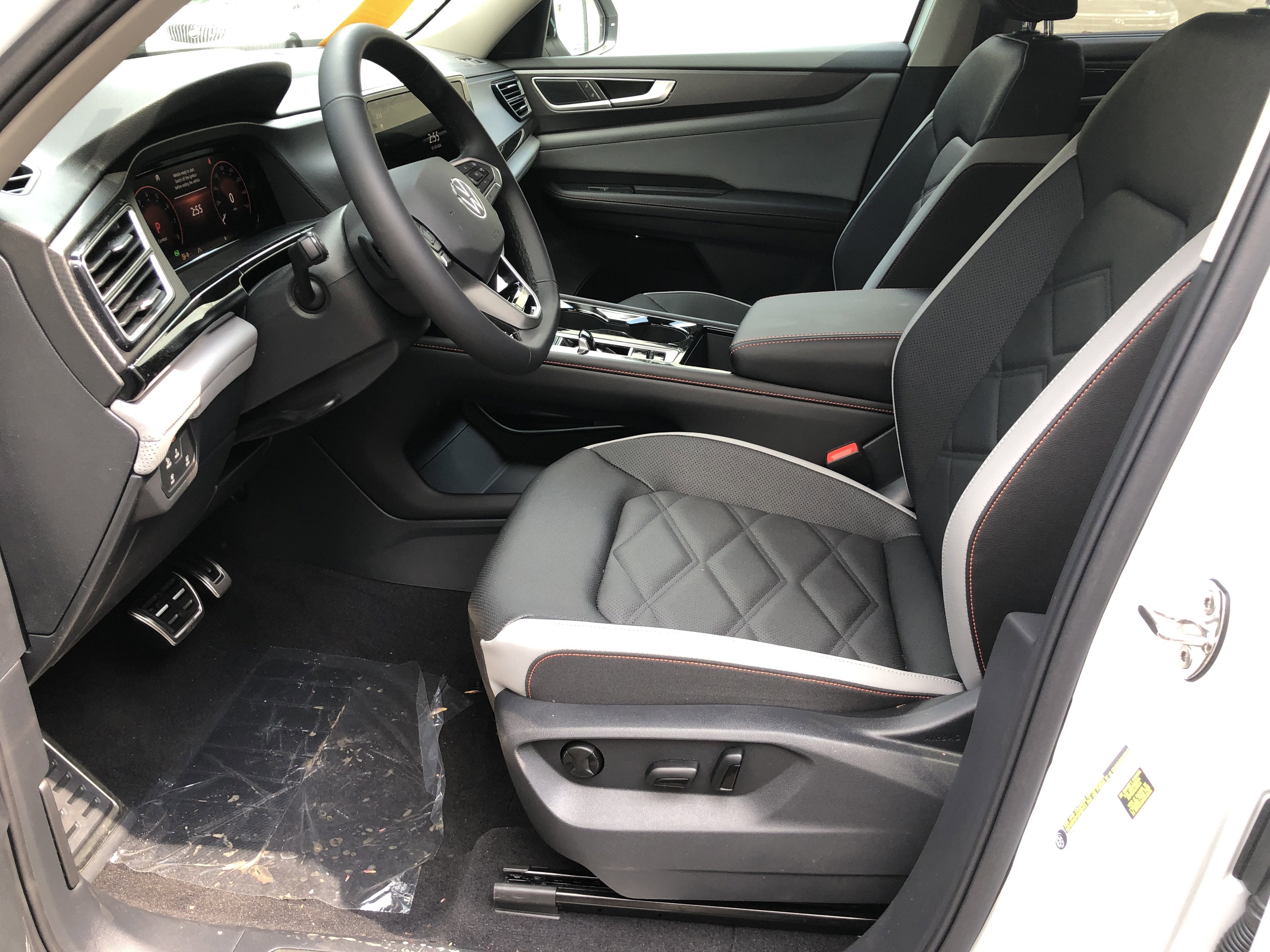 2026 Volkswagen Atlas 2.0T Peak Edition