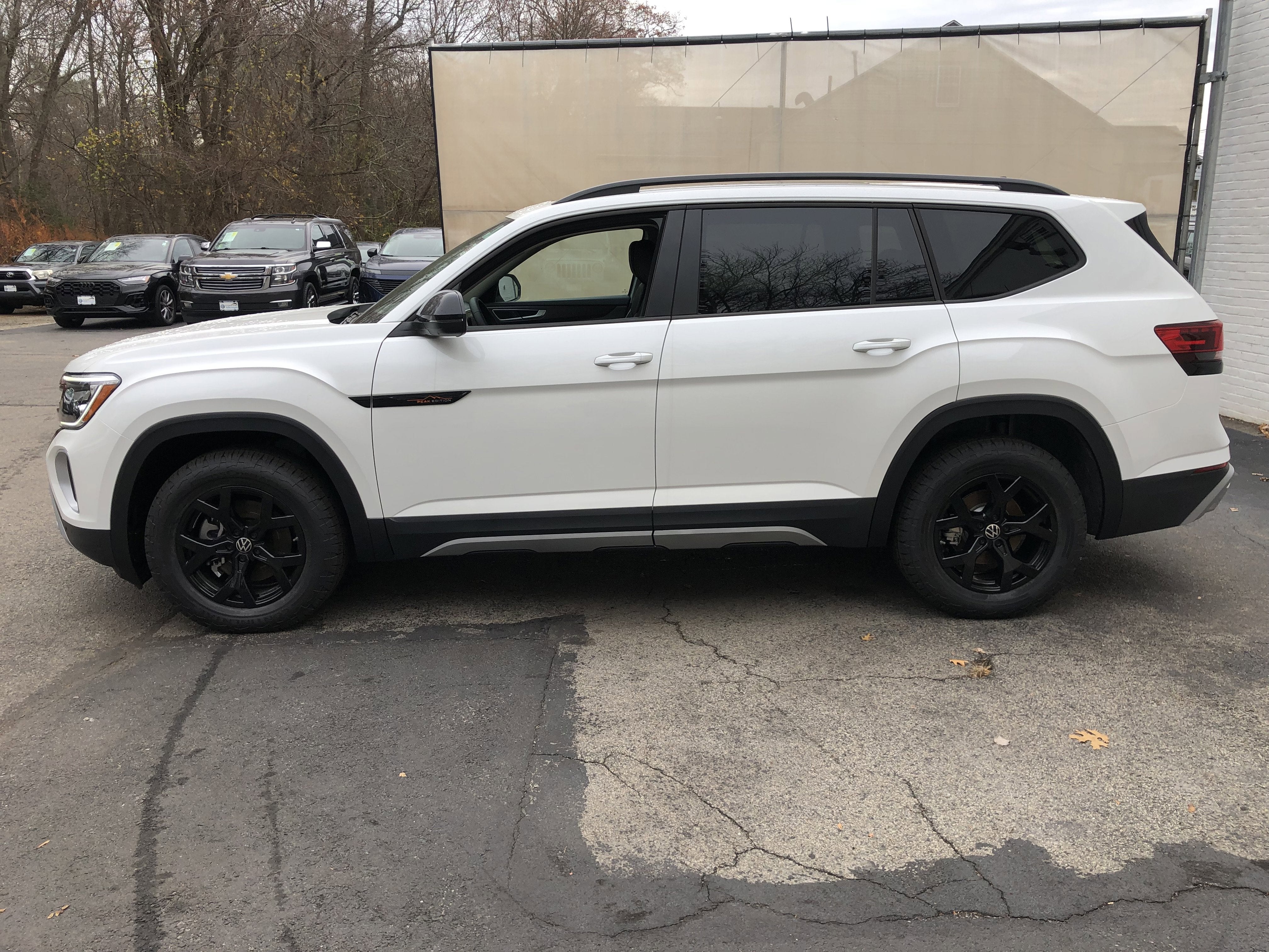 2026 Volkswagen Atlas 2.0T Peak Edition