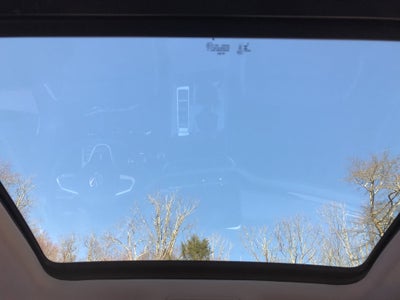 2026 Volkswagen Atlas 2.0T Peak Edition w/captains chairs