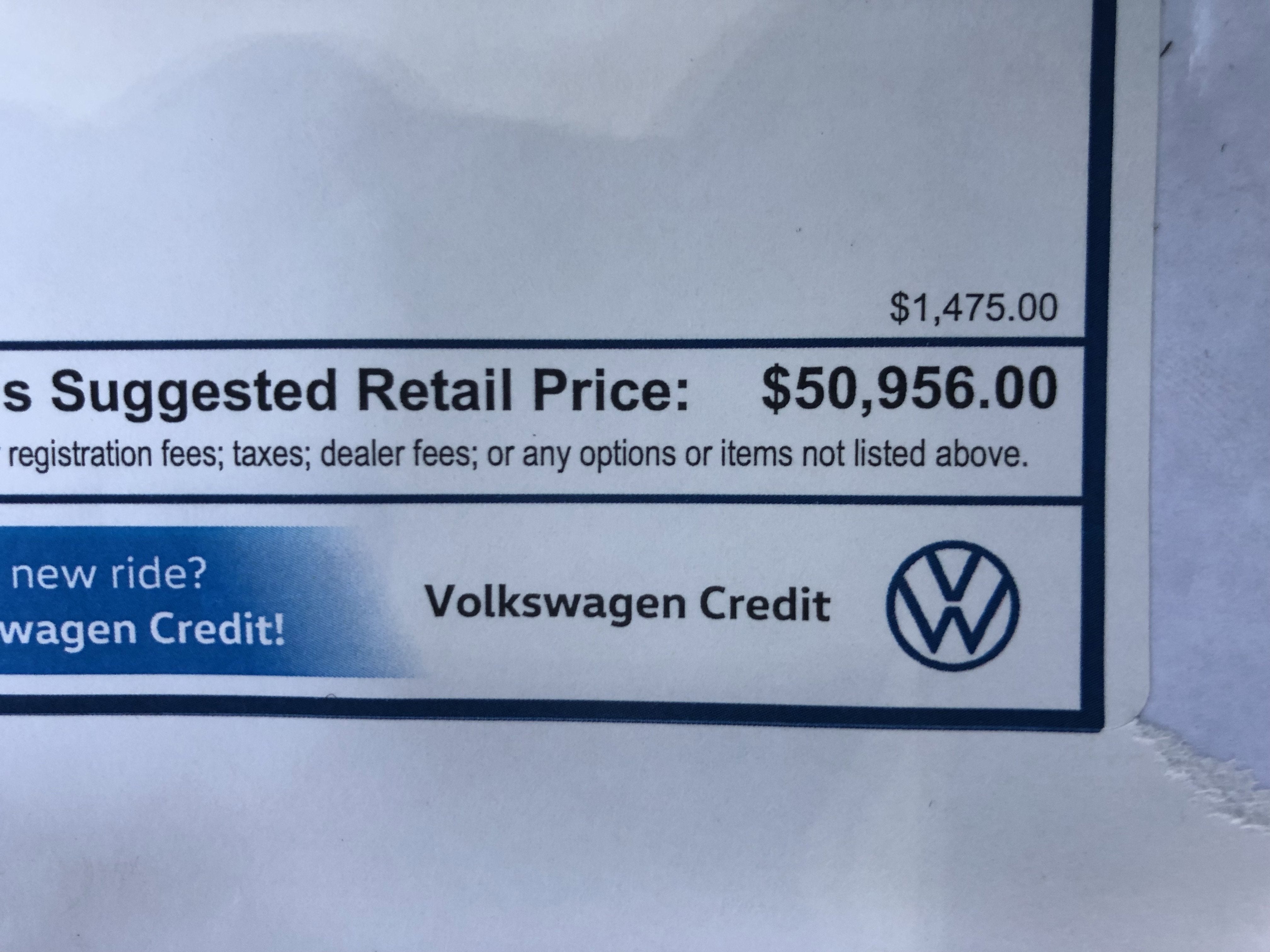 2026 Volkswagen Atlas 2.0T Peak Edition w/captains chairs