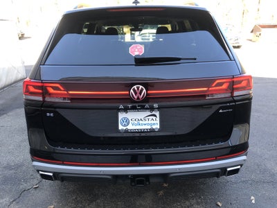 2026 Volkswagen Atlas 2.0T Peak Edition w/captains chairs