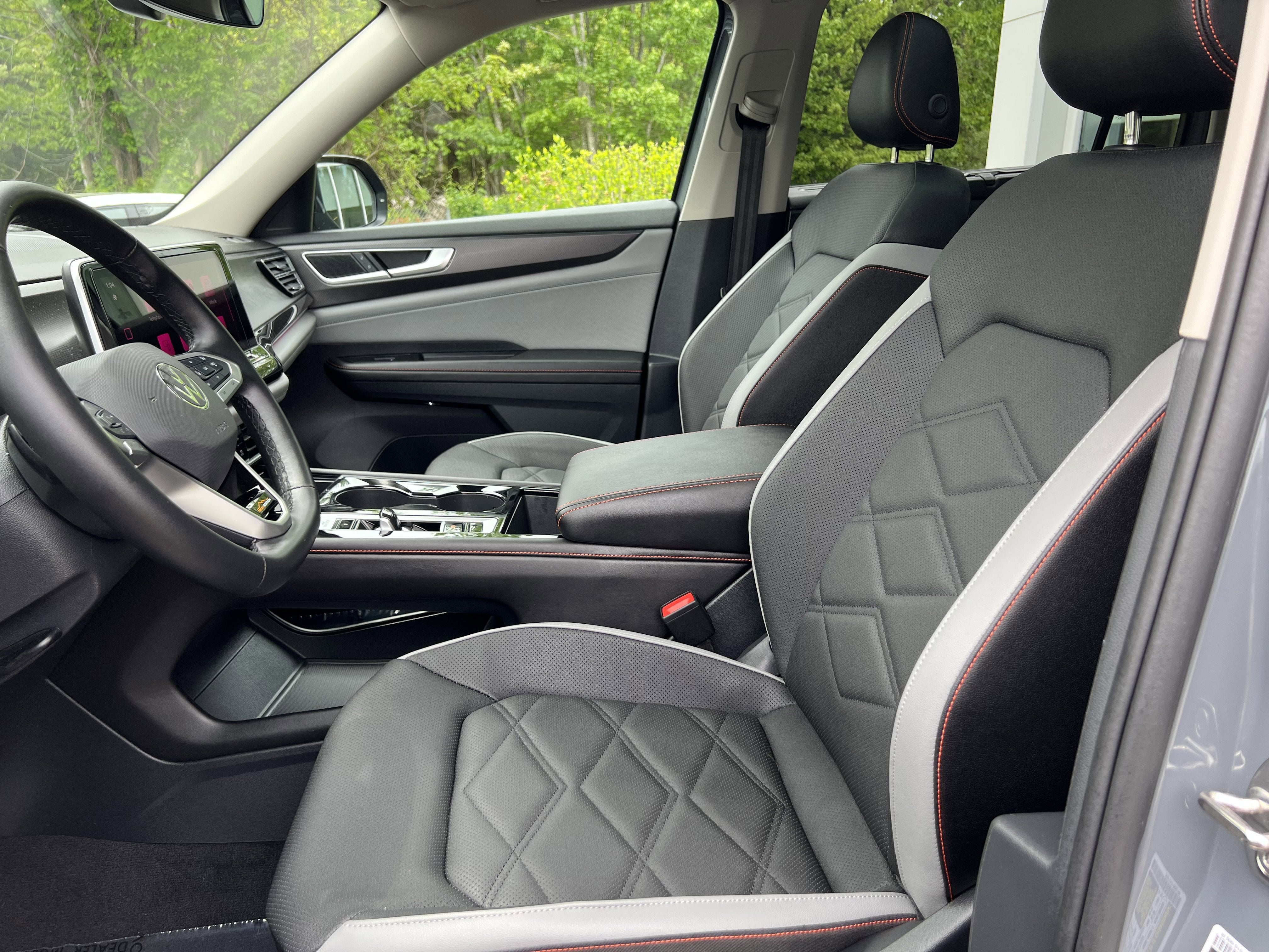2025 Volkswagen Atlas 2.0T Peak Edition