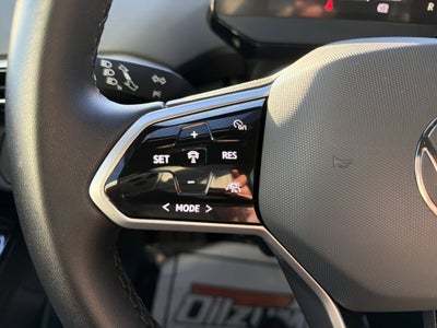 2023 Volkswagen ID.4 Pro
