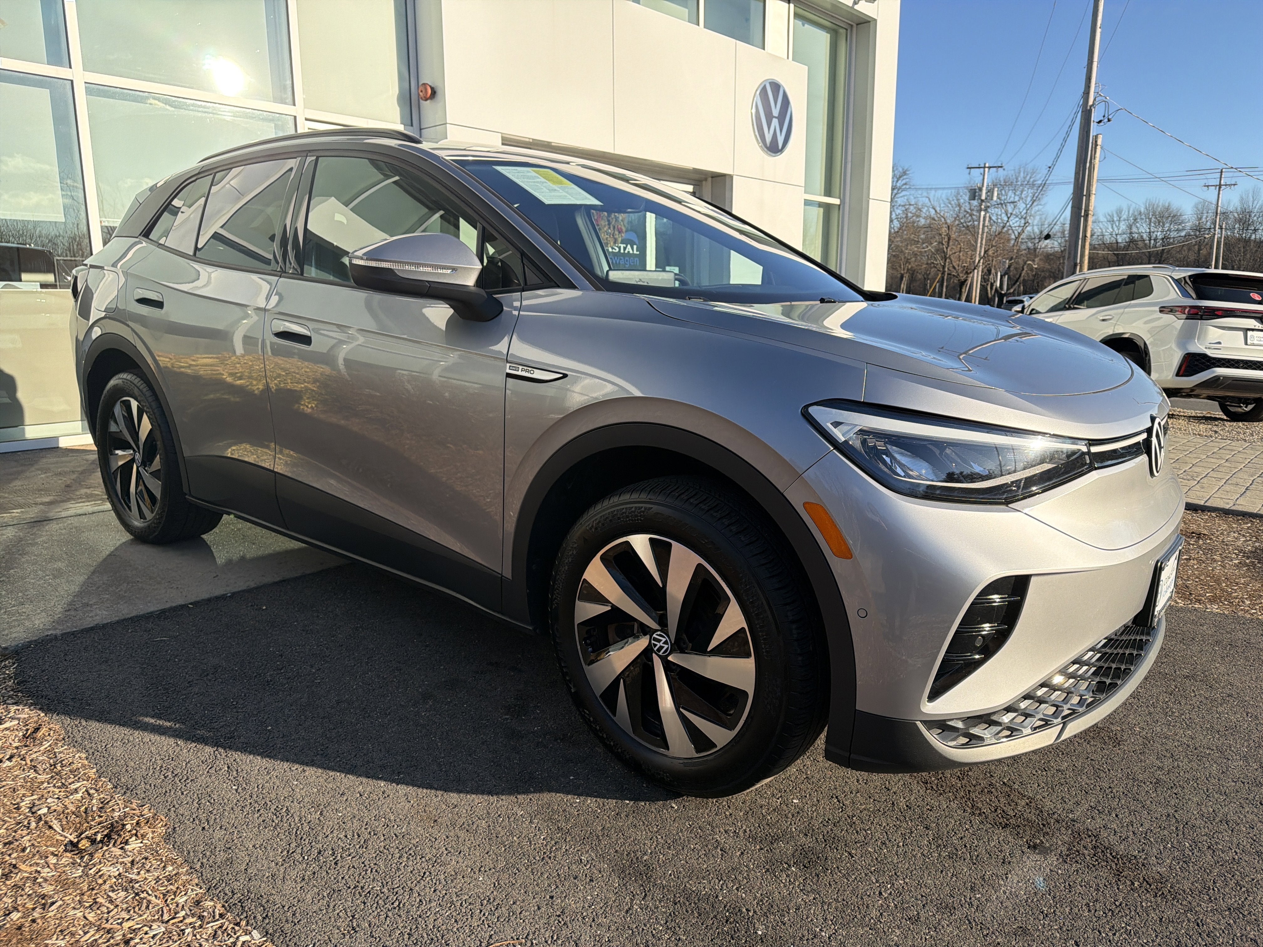 2023 Volkswagen ID.4 Pro