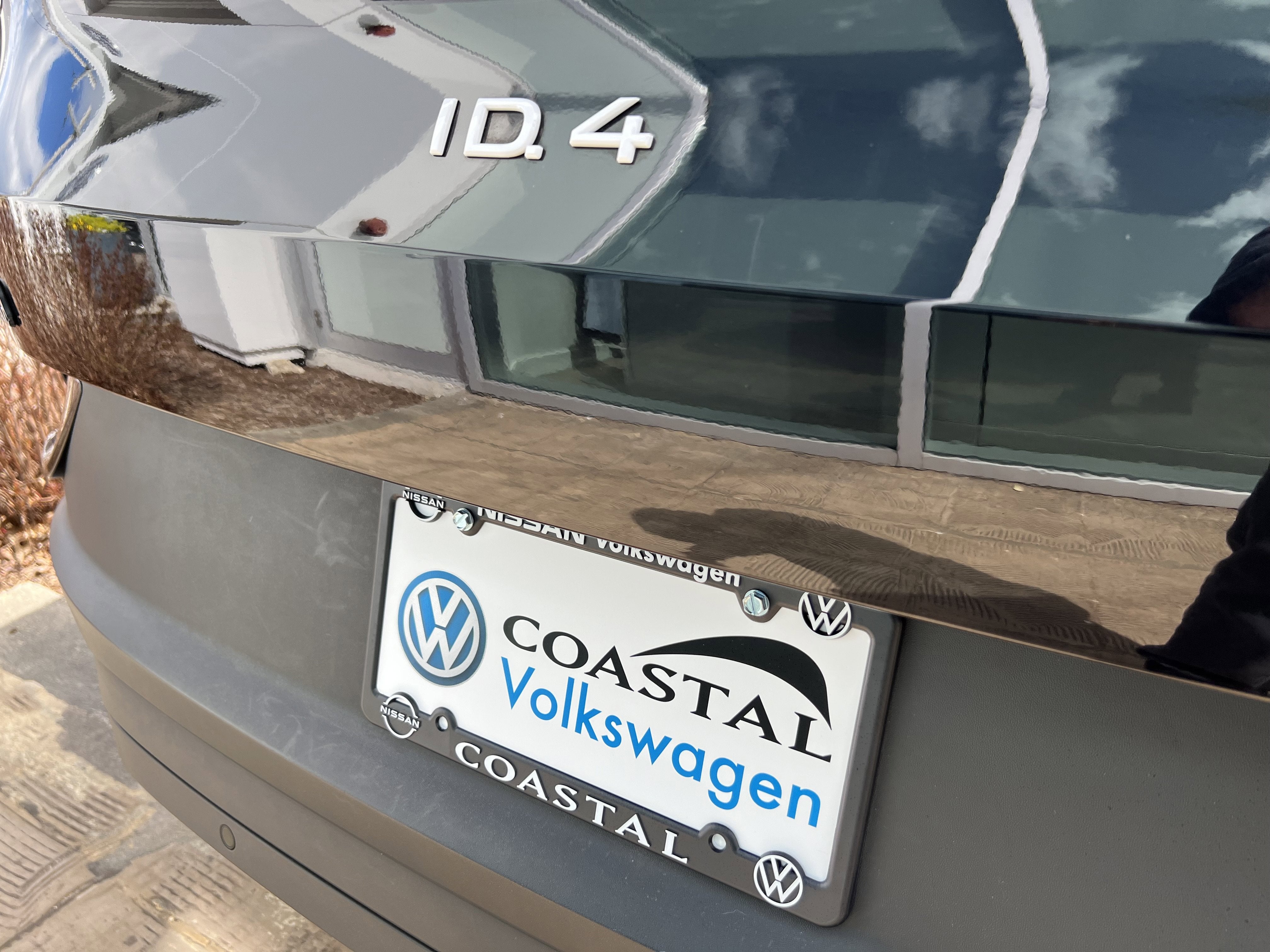 2023 Volkswagen ID.4 Pro