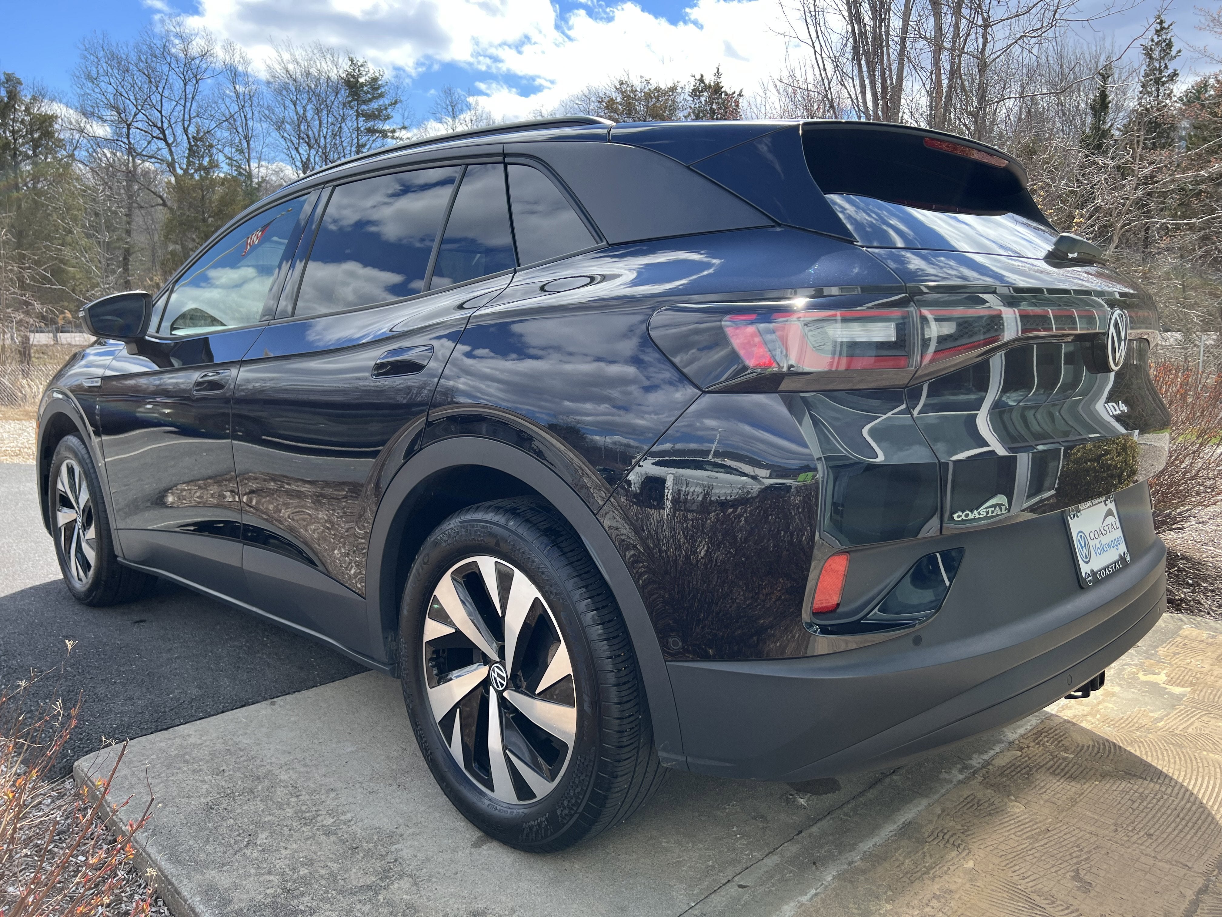 2023 Volkswagen ID.4 Pro