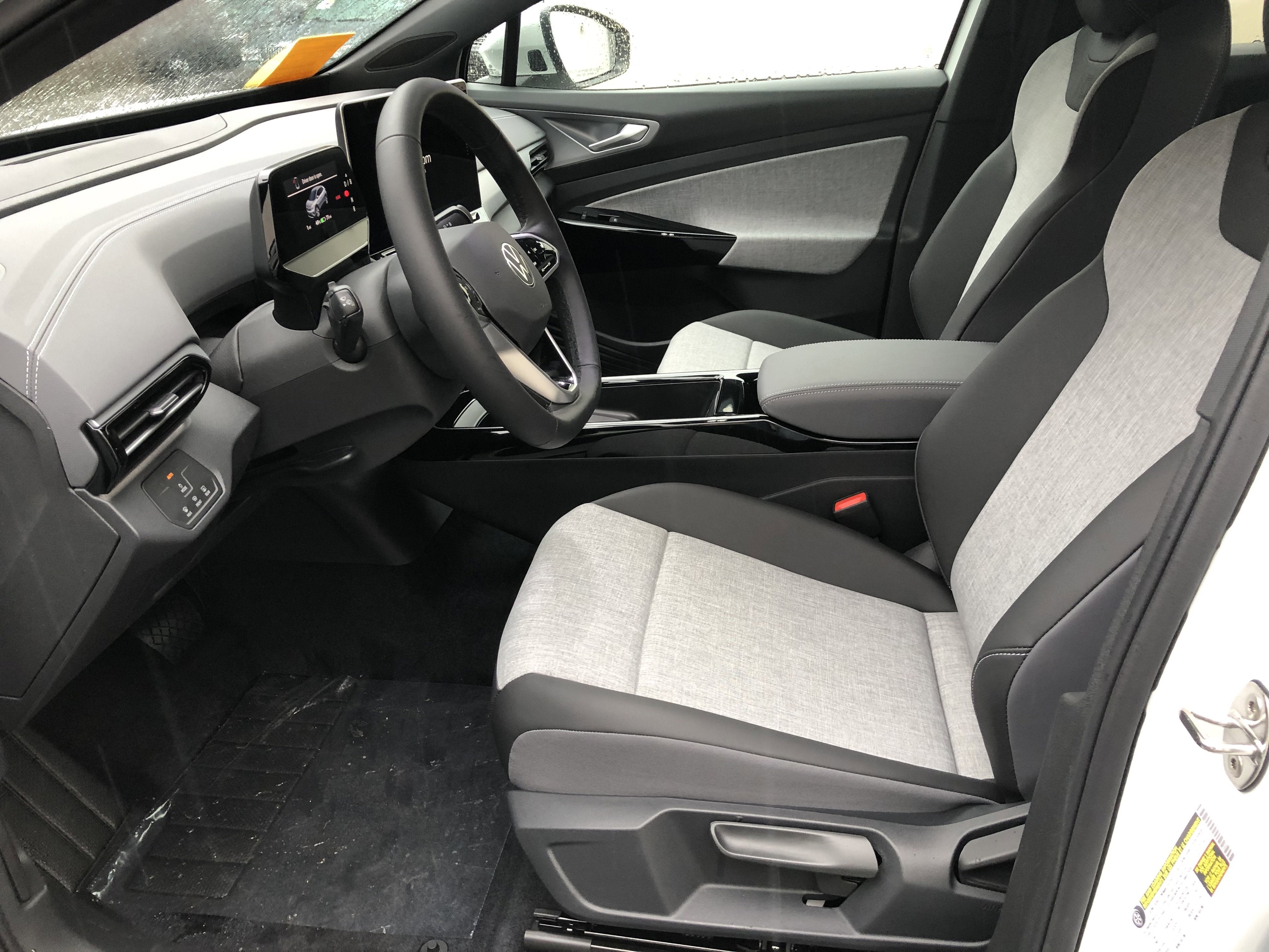 2025 Volkswagen ID.4 Pro