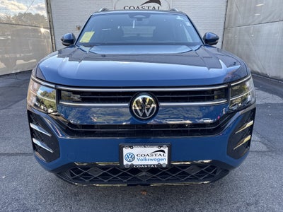 2027 Volkswagen Atlas SEL Premium R-Line w/captains chairs