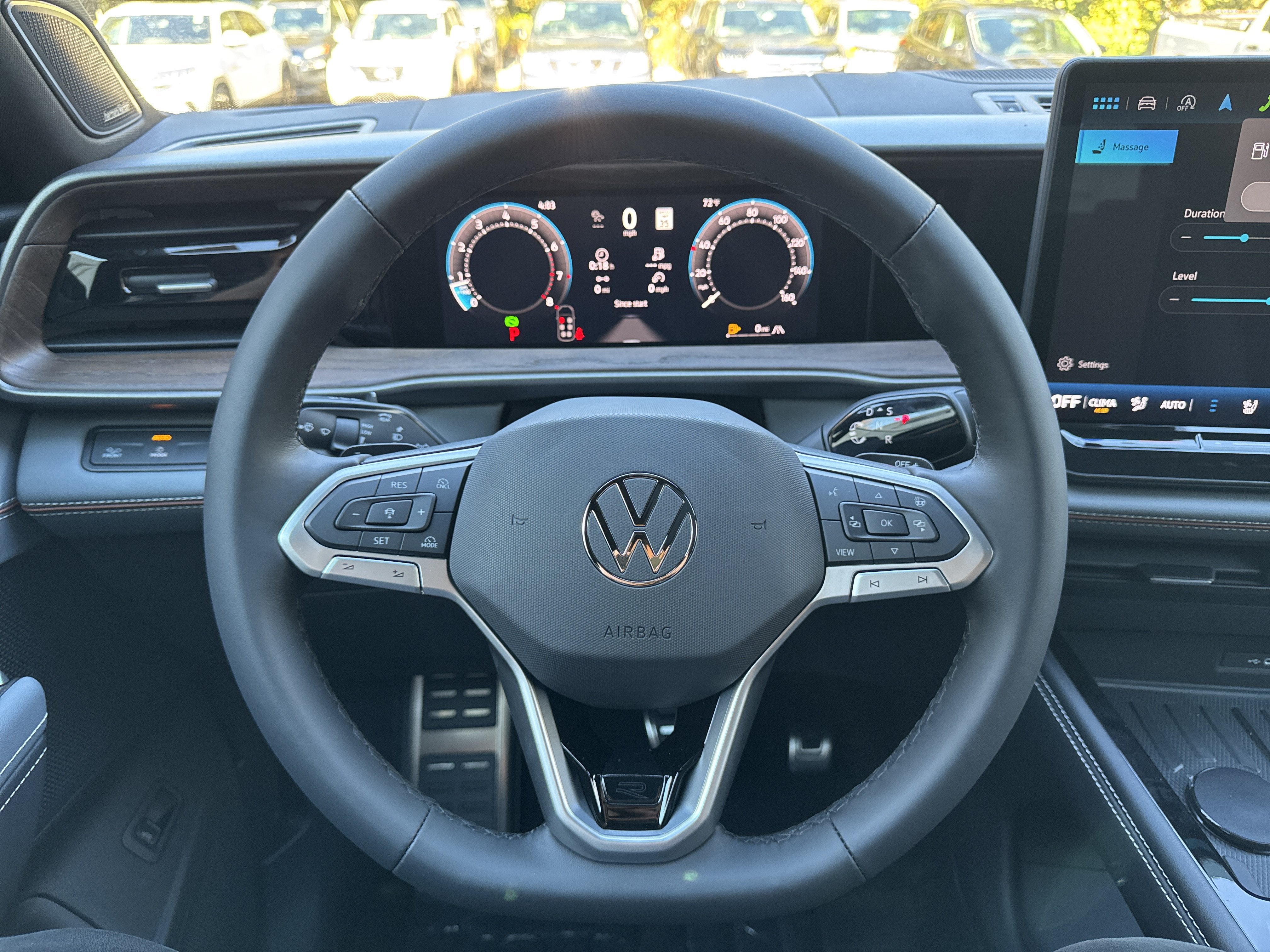 2027 Volkswagen Atlas SEL Premium R-Line w/captains chairs