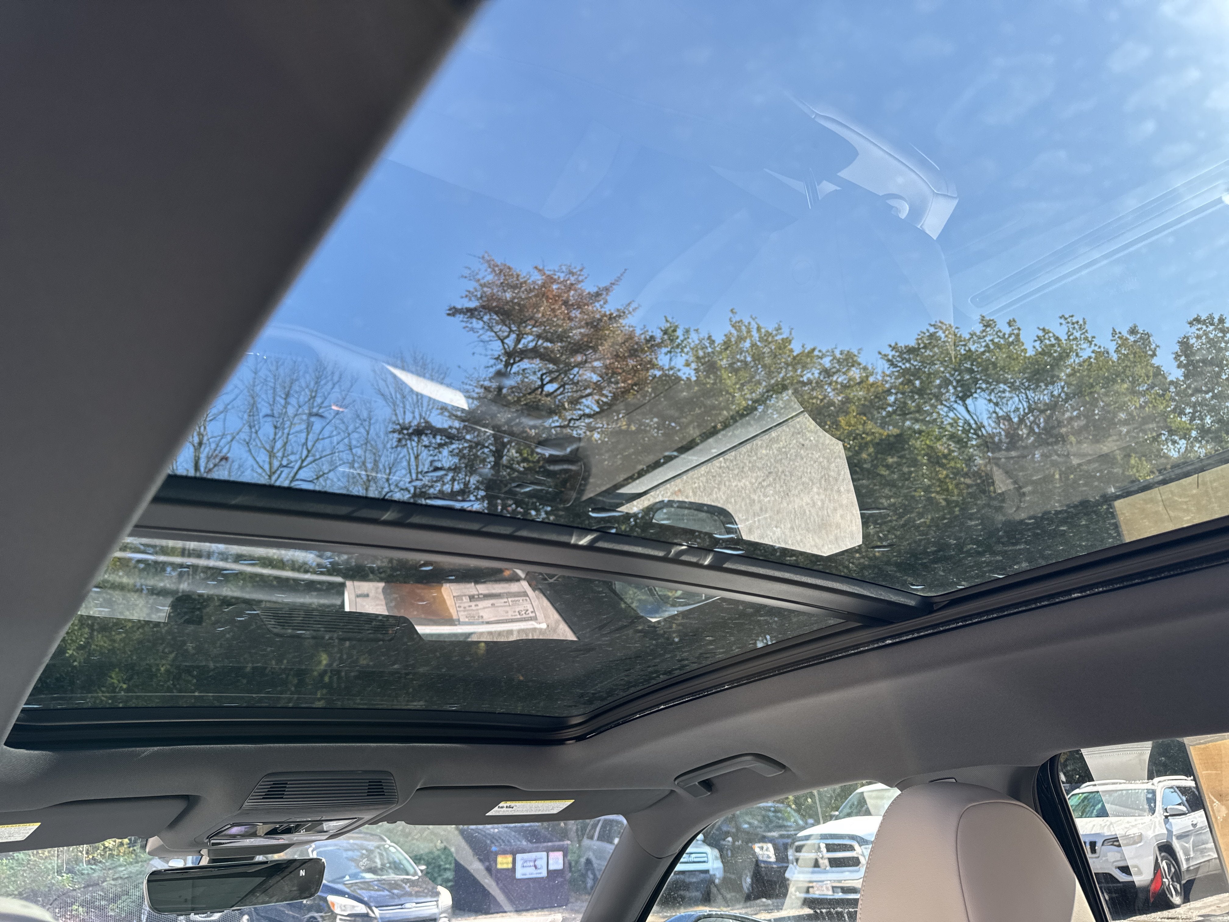 2027 Volkswagen Atlas SEL Premium R-Line