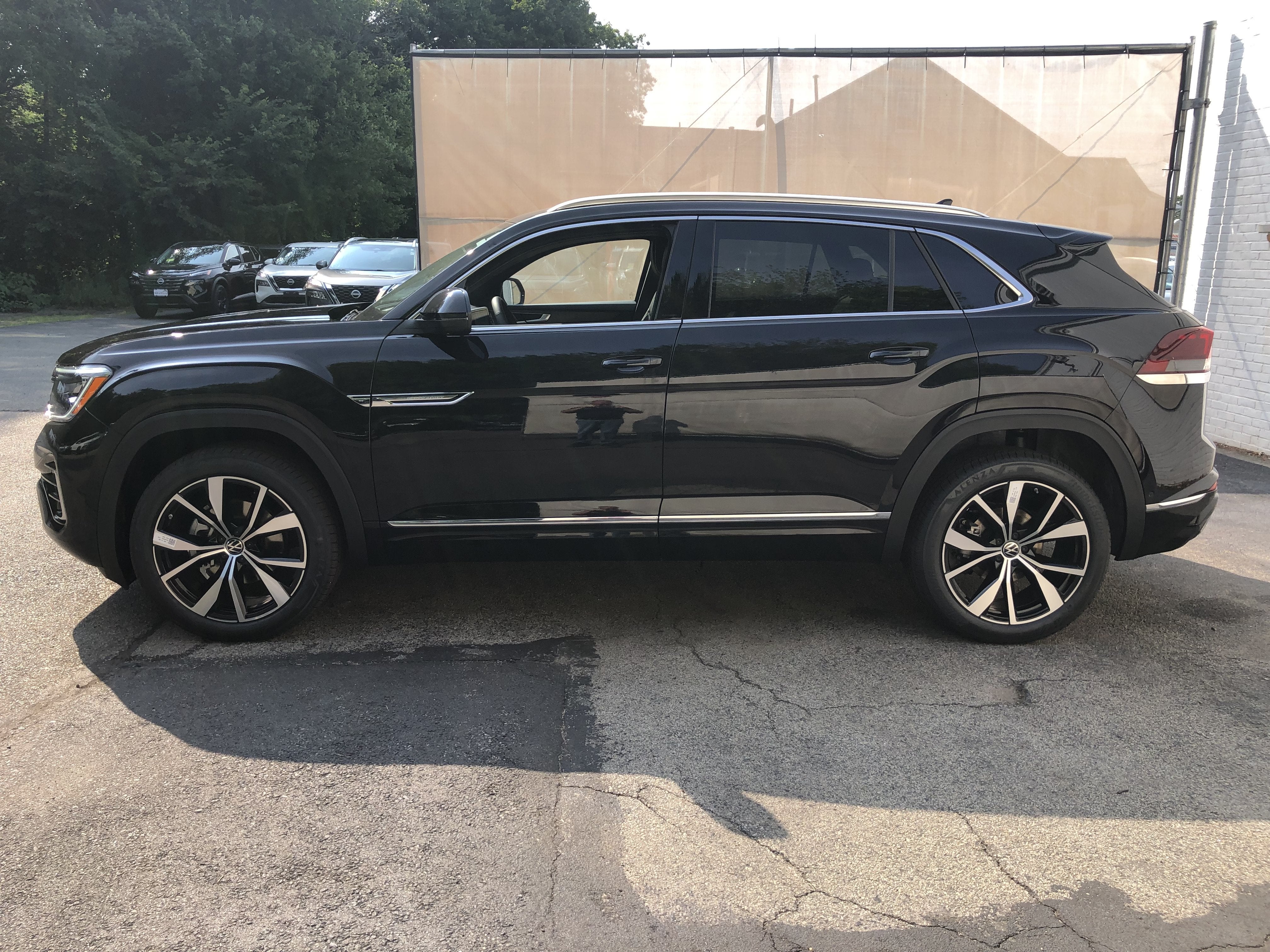 2026 Volkswagen Atlas Cross Sport 2.0T SEL Premium R-Line