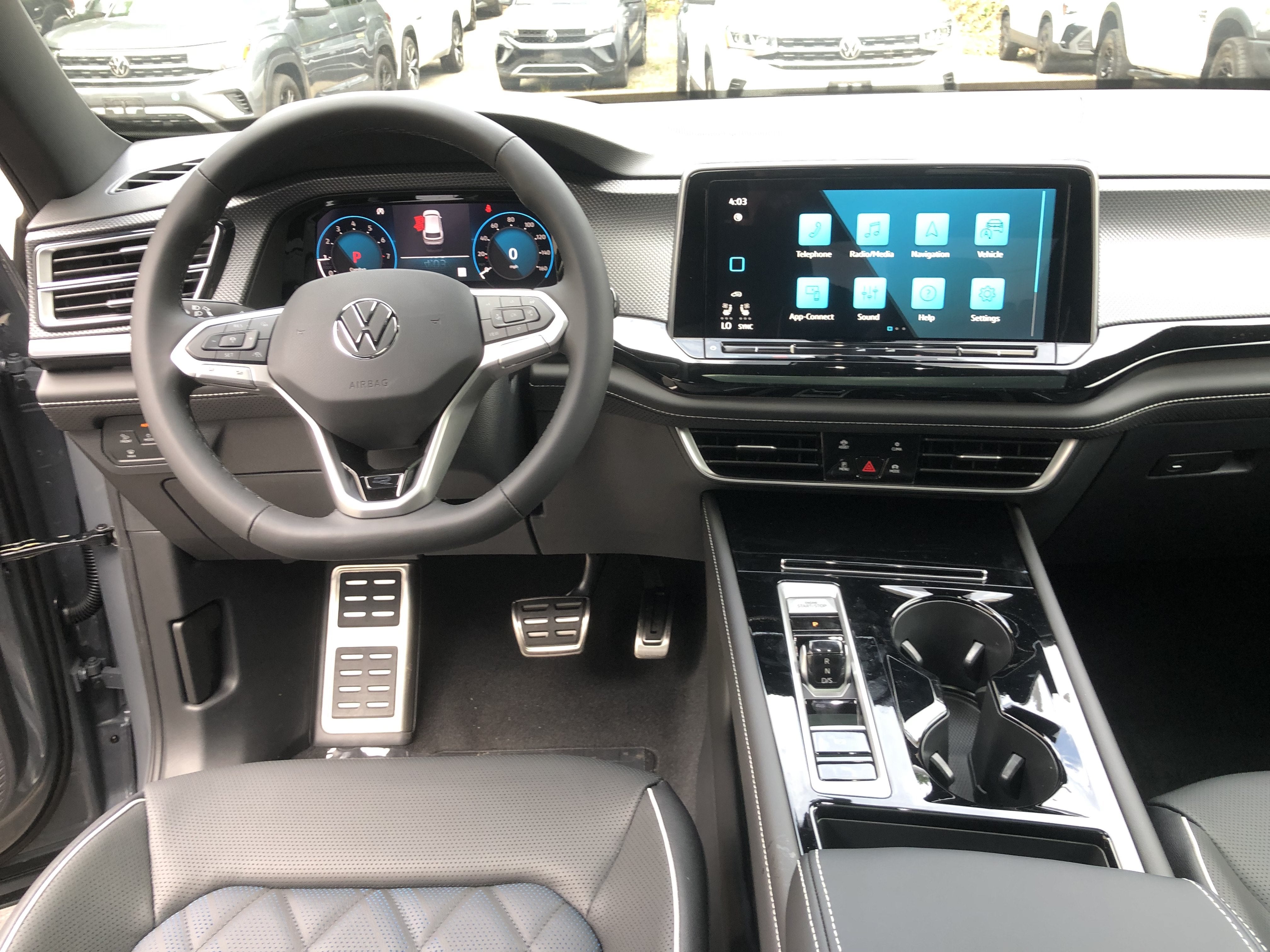 2026 Volkswagen Atlas Cross Sport 2.0T SEL Premium R-Line