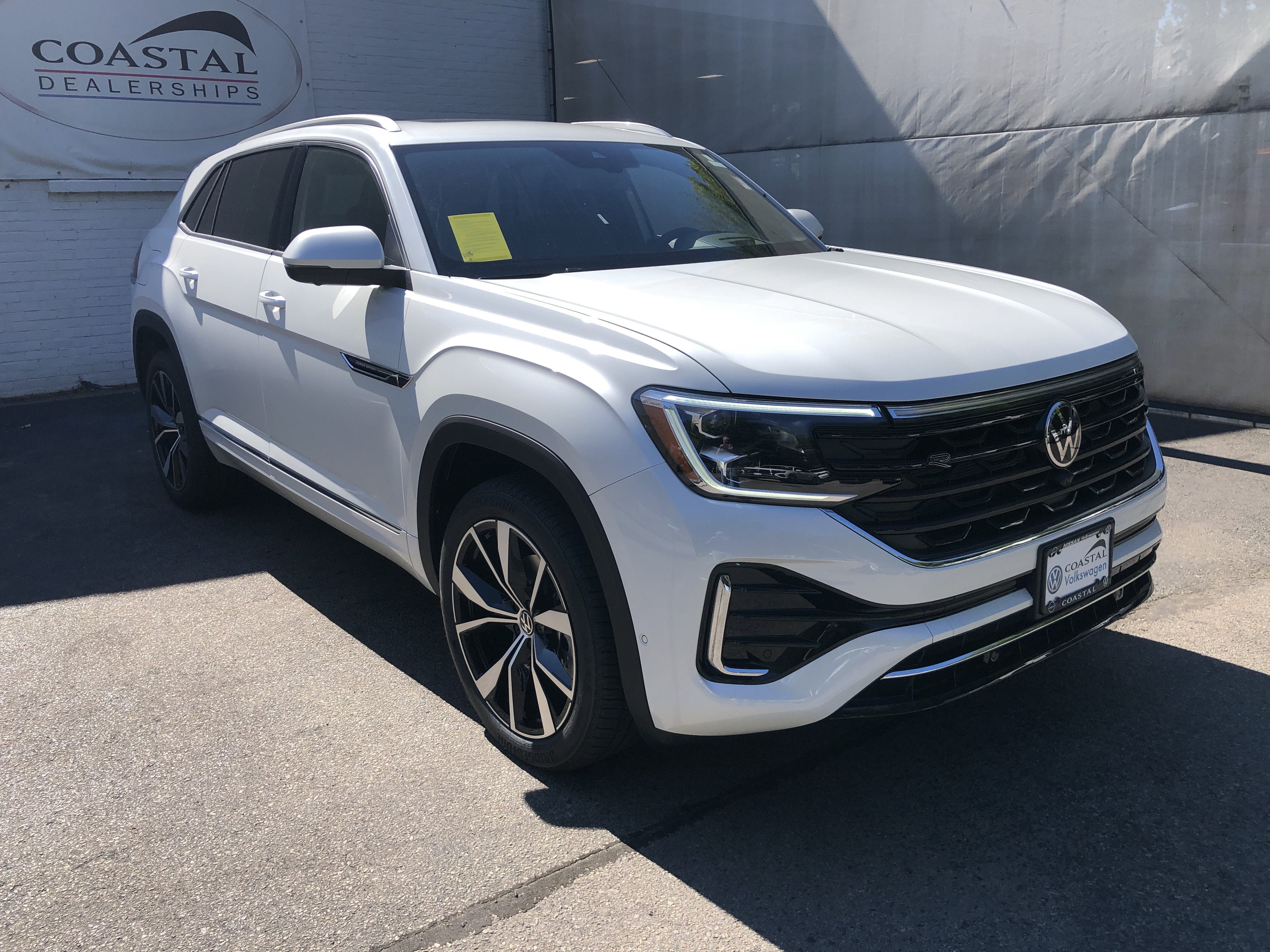 2026 Volkswagen Atlas Cross Sport 2.0T SEL Premium R-Line