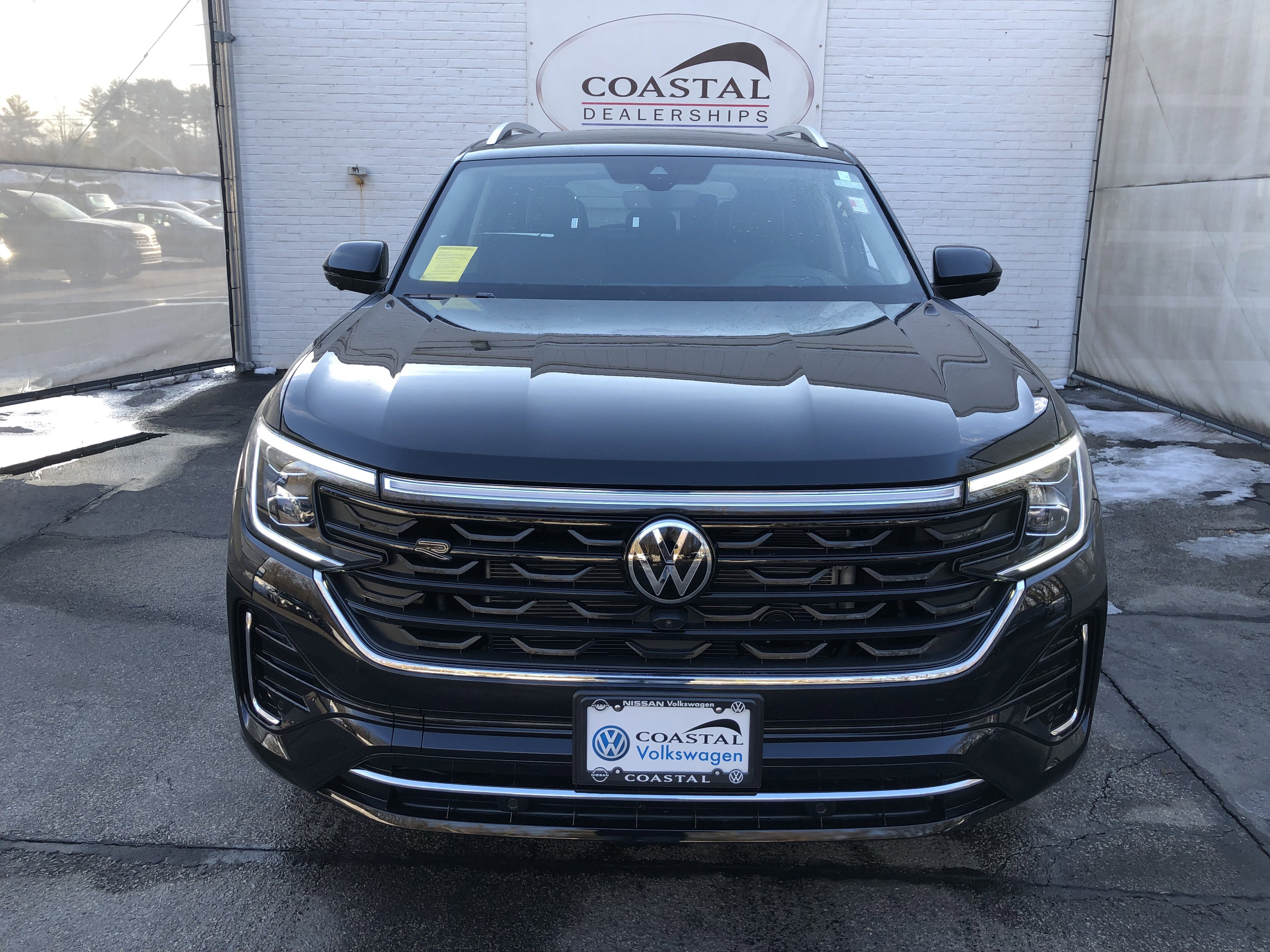 2026 Volkswagen Atlas 2.0T SEL Premium R-Line