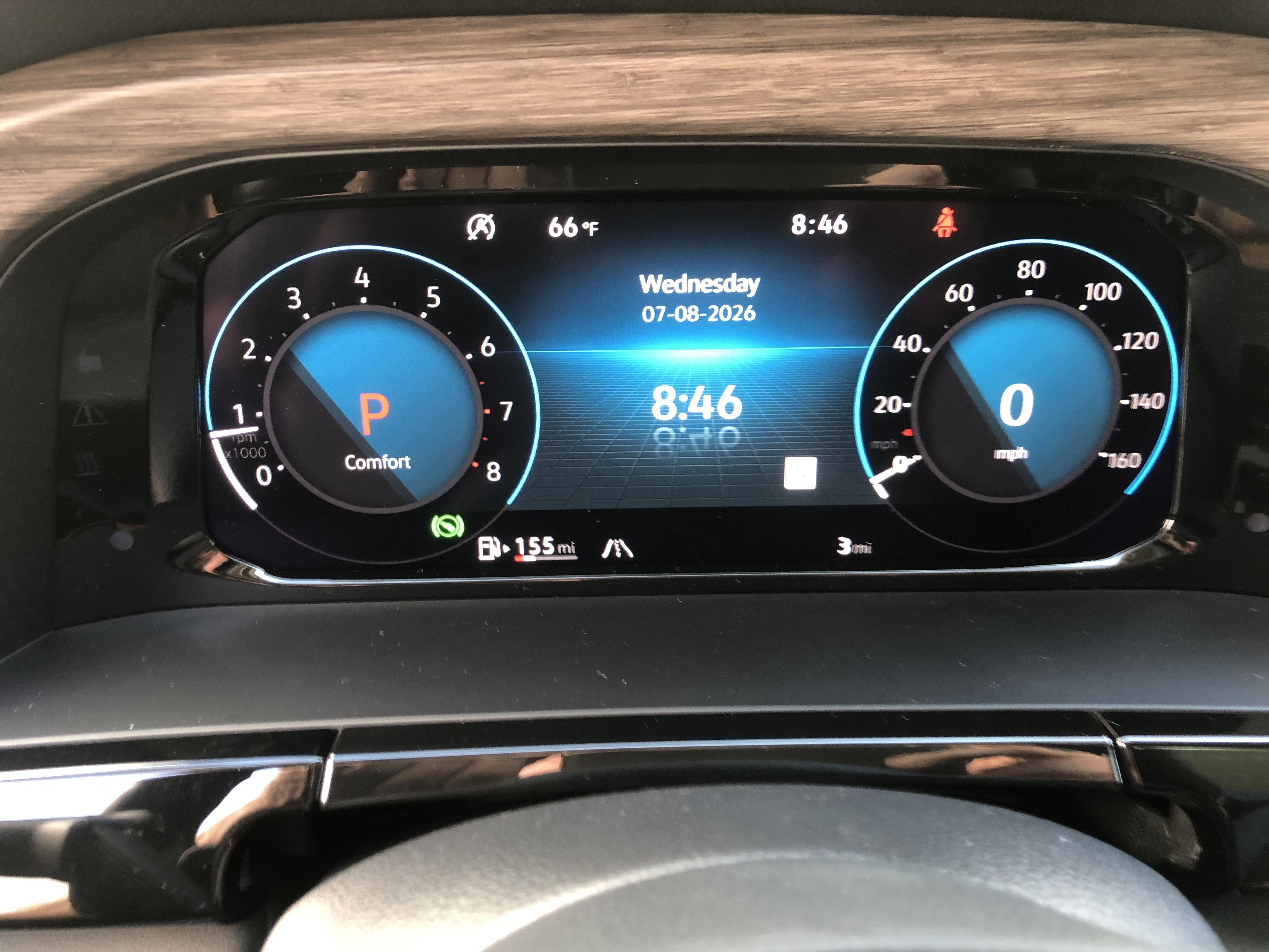 2026 Volkswagen Atlas 2.0T SEL Premium R-Line w/captains chairs