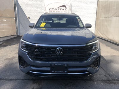 2026 Volkswagen Atlas 2.0T SEL Premium R-Line w/captains chairs