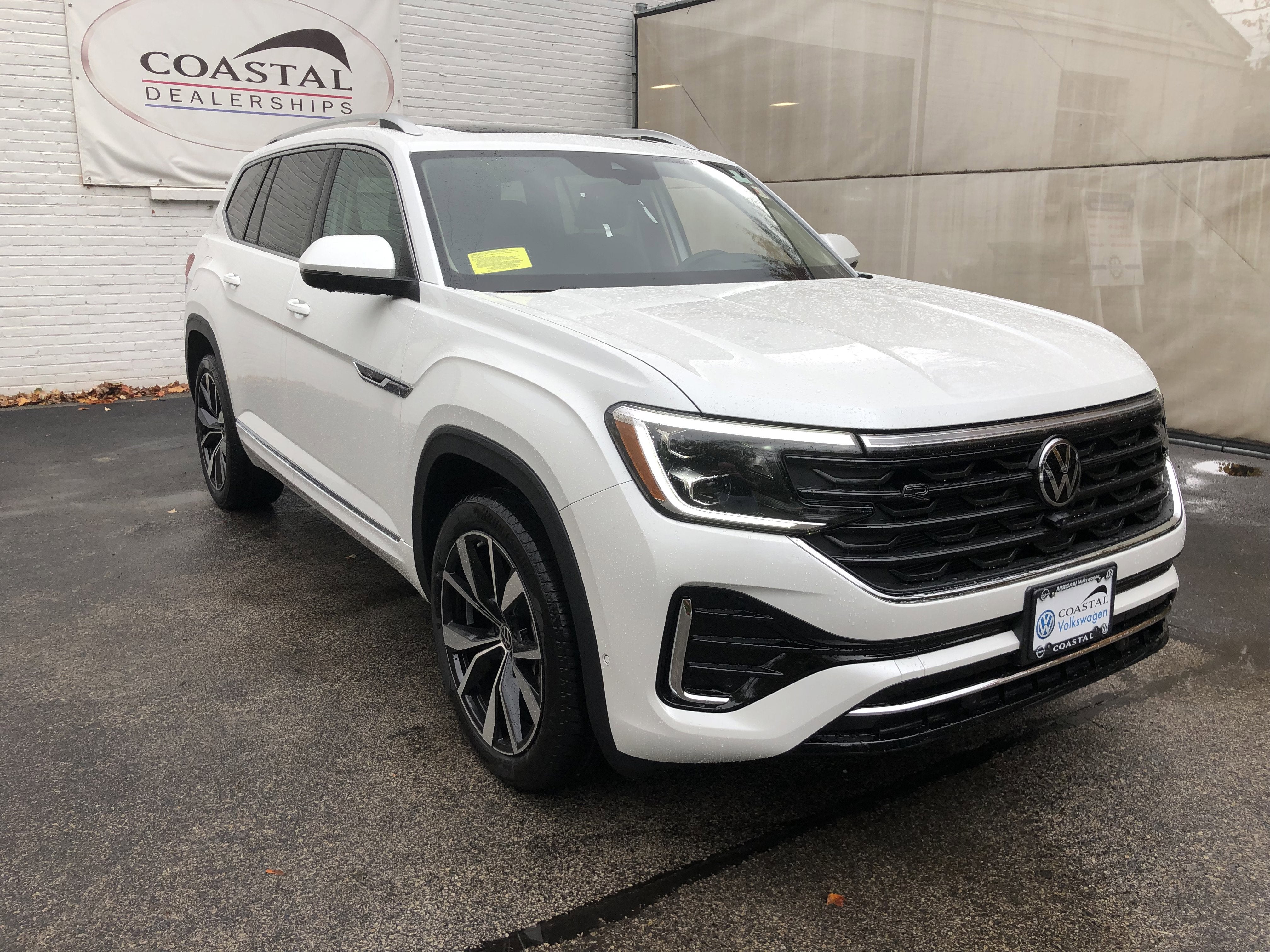 2026 Volkswagen Atlas 2.0T SEL Premium R-Line