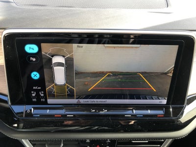 2026 Volkswagen Atlas 2.0T SEL Premium R-Line w/captains chairs