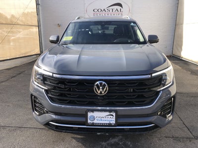 2026 Volkswagen Atlas 2.0T SEL Premium R-Line w/captains chairs