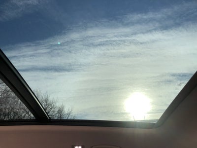 2026 Volkswagen Atlas 2.0T SEL Premium R-Line w/captains chairs