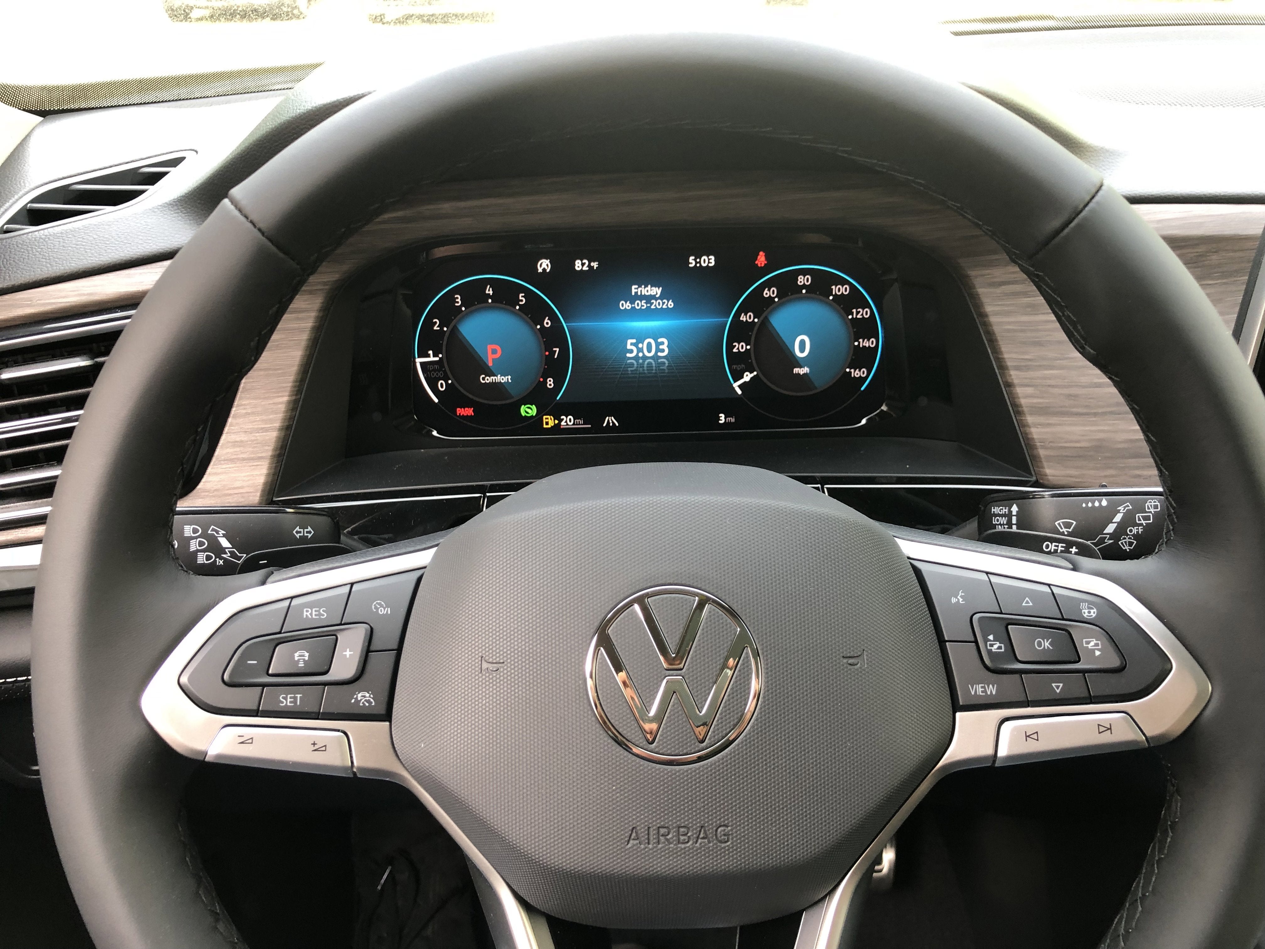 2026 Volkswagen Atlas 2.0T SEL Premium R-Line