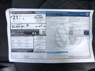 2026 Volkswagen Atlas 2.0T SEL Premium R-Line w/captains chairs