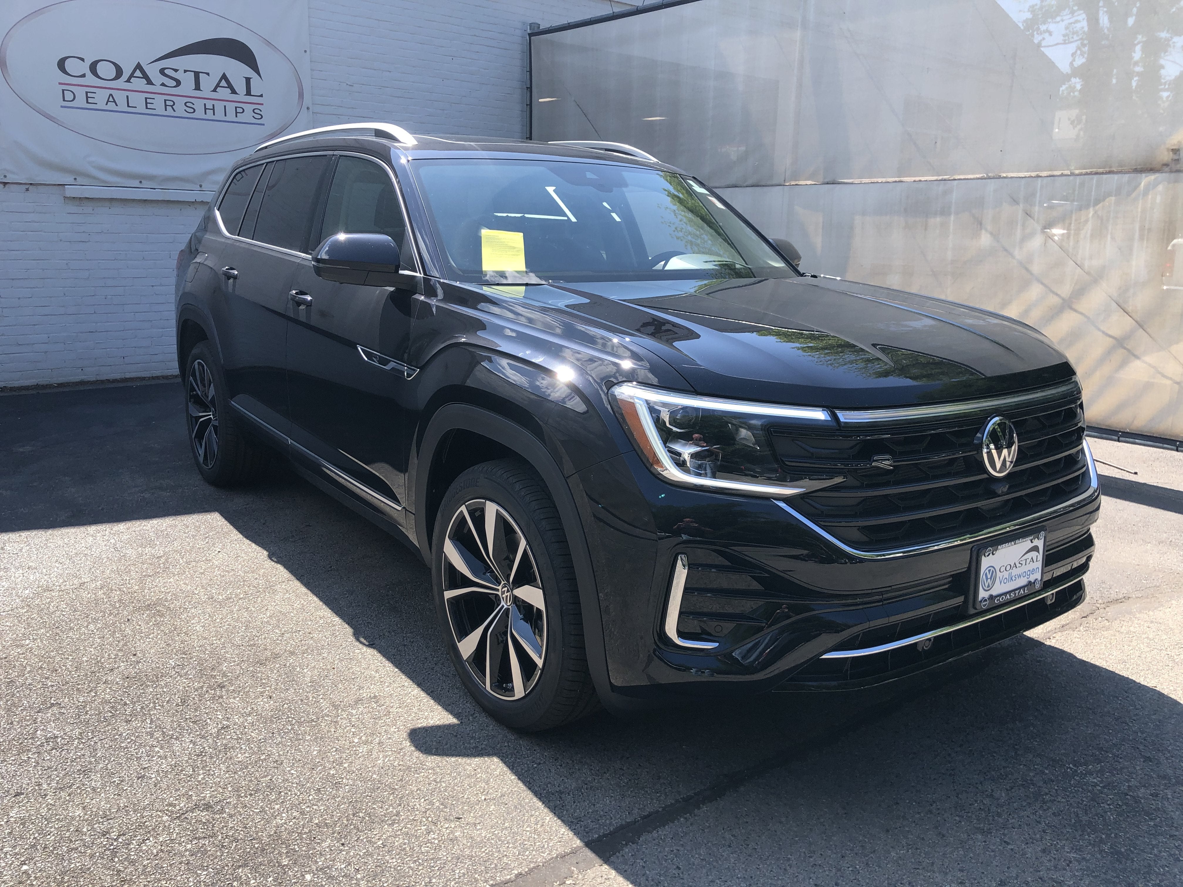 2026 Volkswagen Atlas 2.0T SEL Premium R-Line