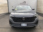 2026 Volkswagen Atlas 2.0T SEL Premium R-Line w/captains chairs
