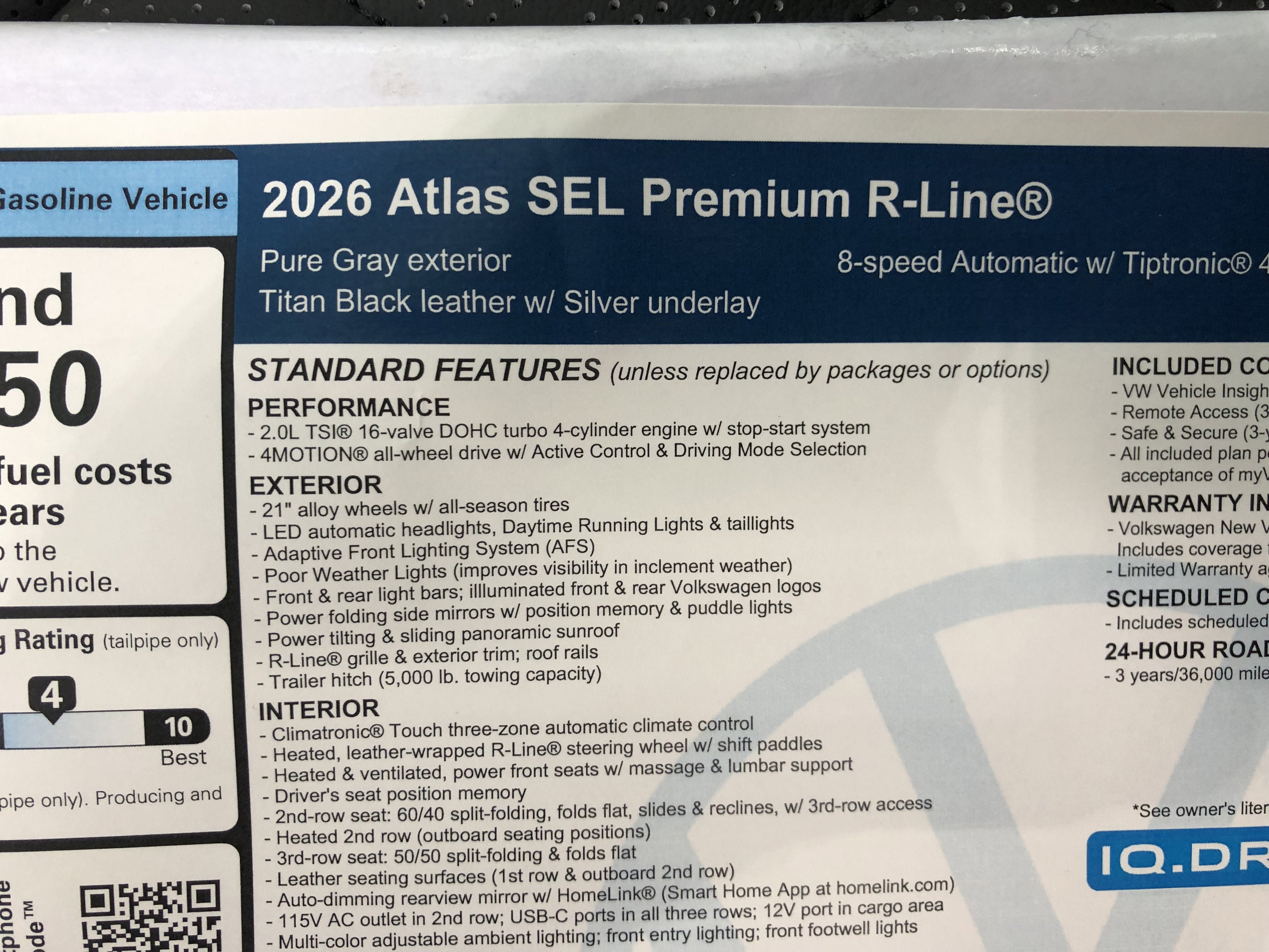 2026 Volkswagen Atlas 2.0T SEL Premium R-Line w/captains chairs