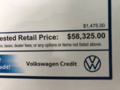 2026 Volkswagen Atlas 2.0T SEL Premium R-Line w/captains chairs