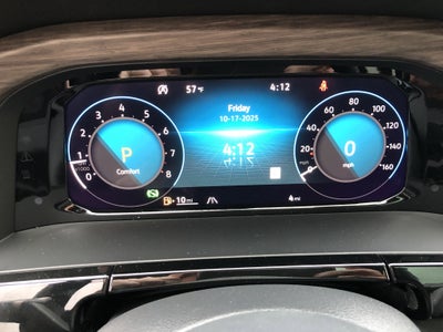 2026 Volkswagen Atlas 2.0T SEL Premium R-Line w/captains chairs