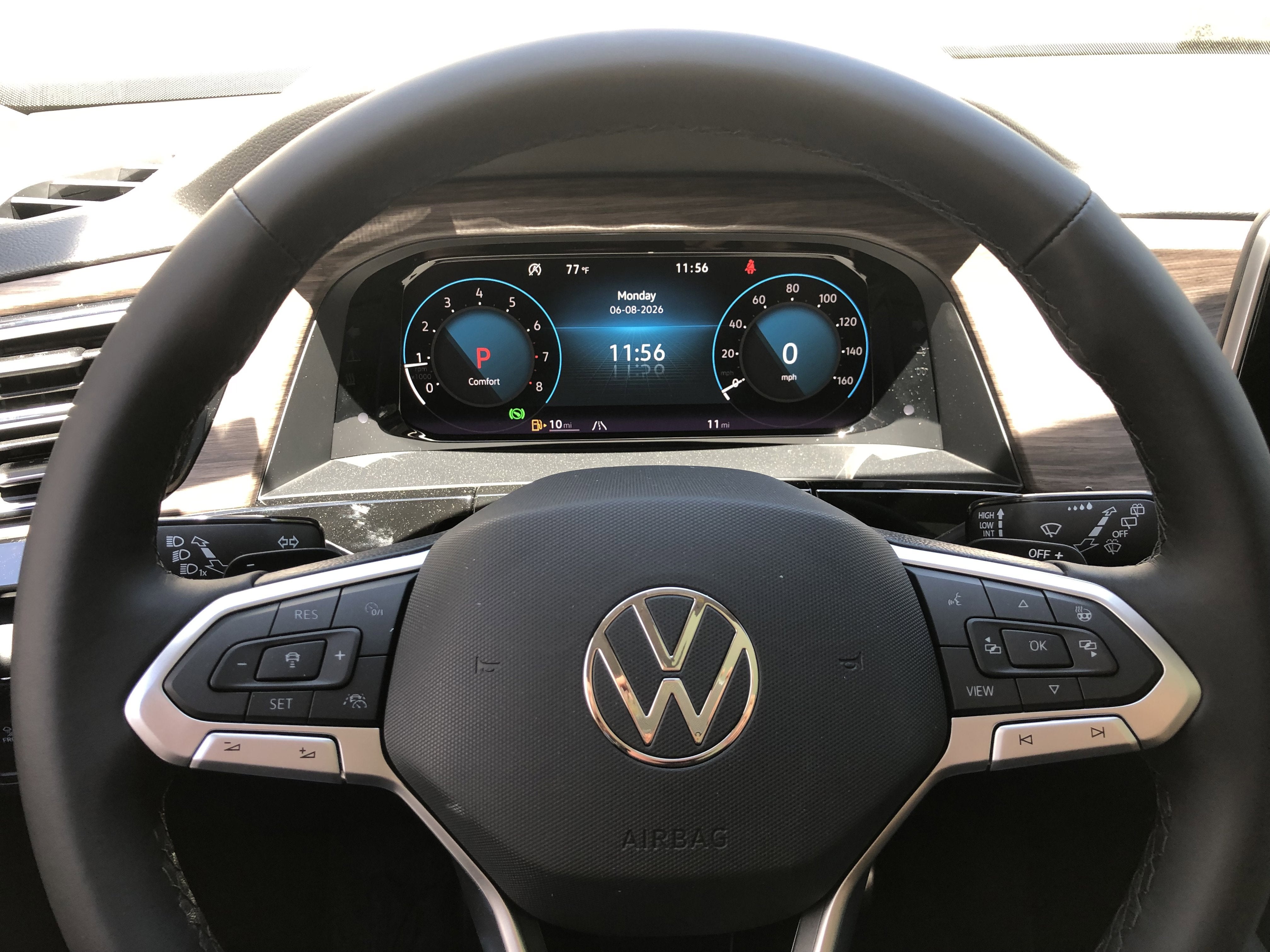 2026 Volkswagen Atlas 2.0T SEL Premium R-Line