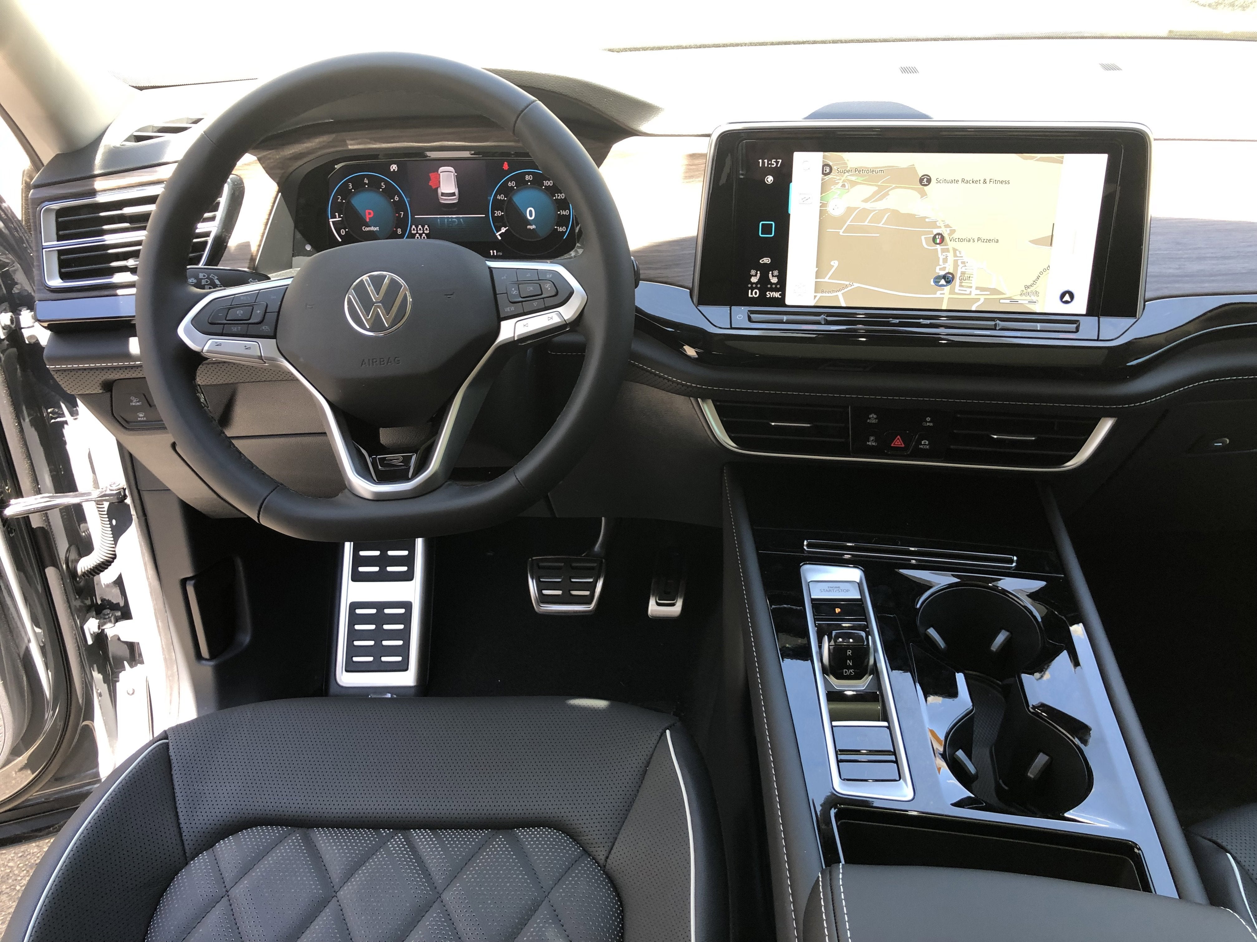 2026 Volkswagen Atlas 2.0T SEL Premium R-Line