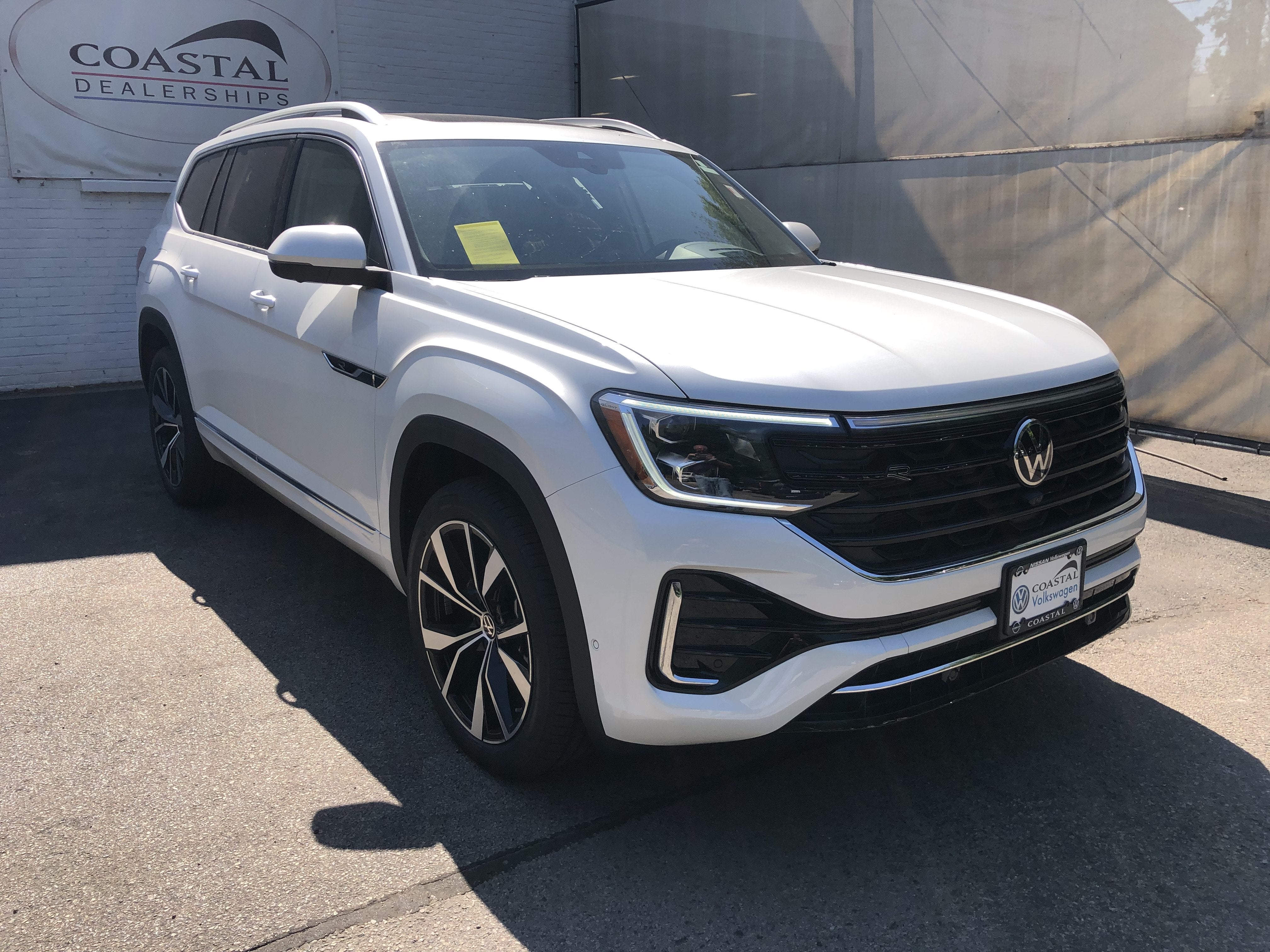 2026 Volkswagen Atlas 2.0T SEL Premium R-Line