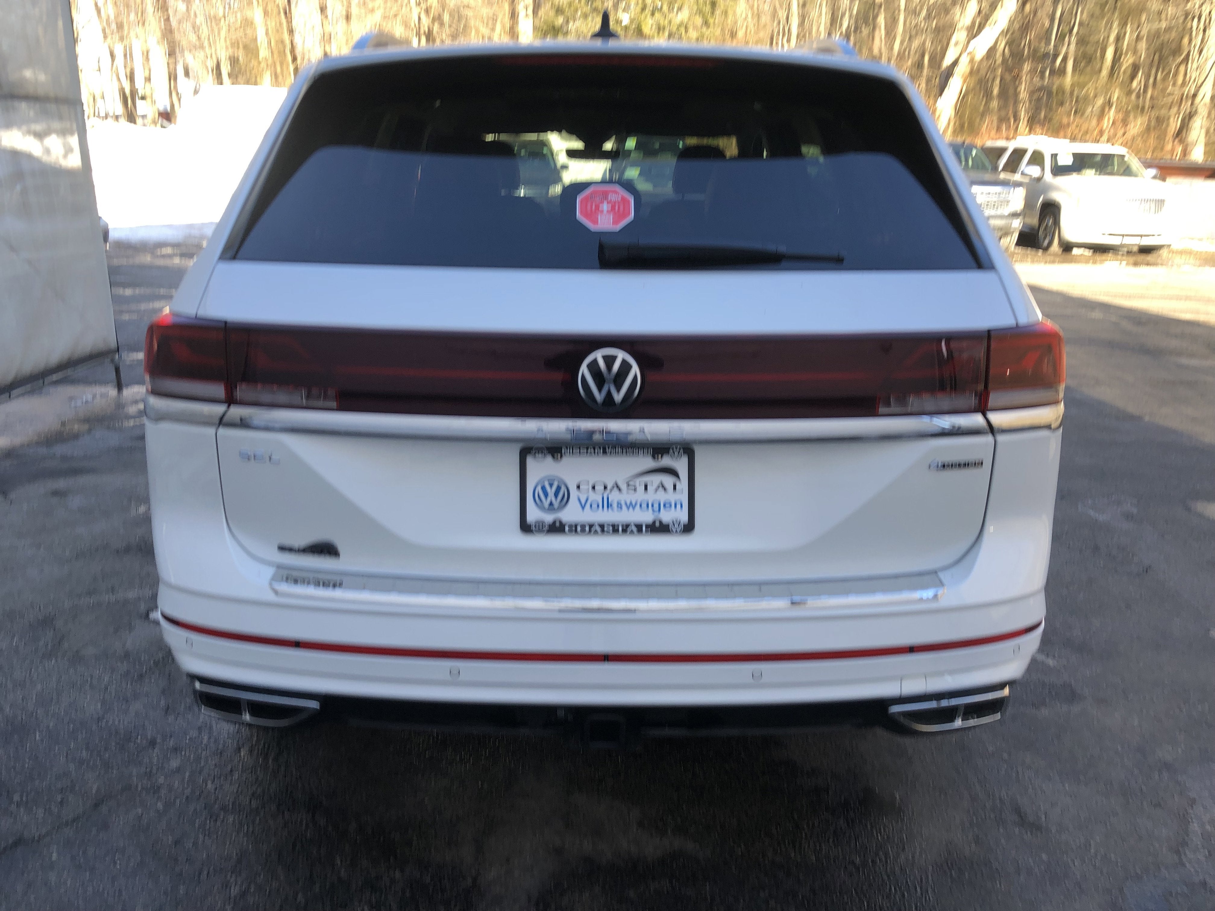 2026 Volkswagen Atlas 2.0T SEL Premium R-Line