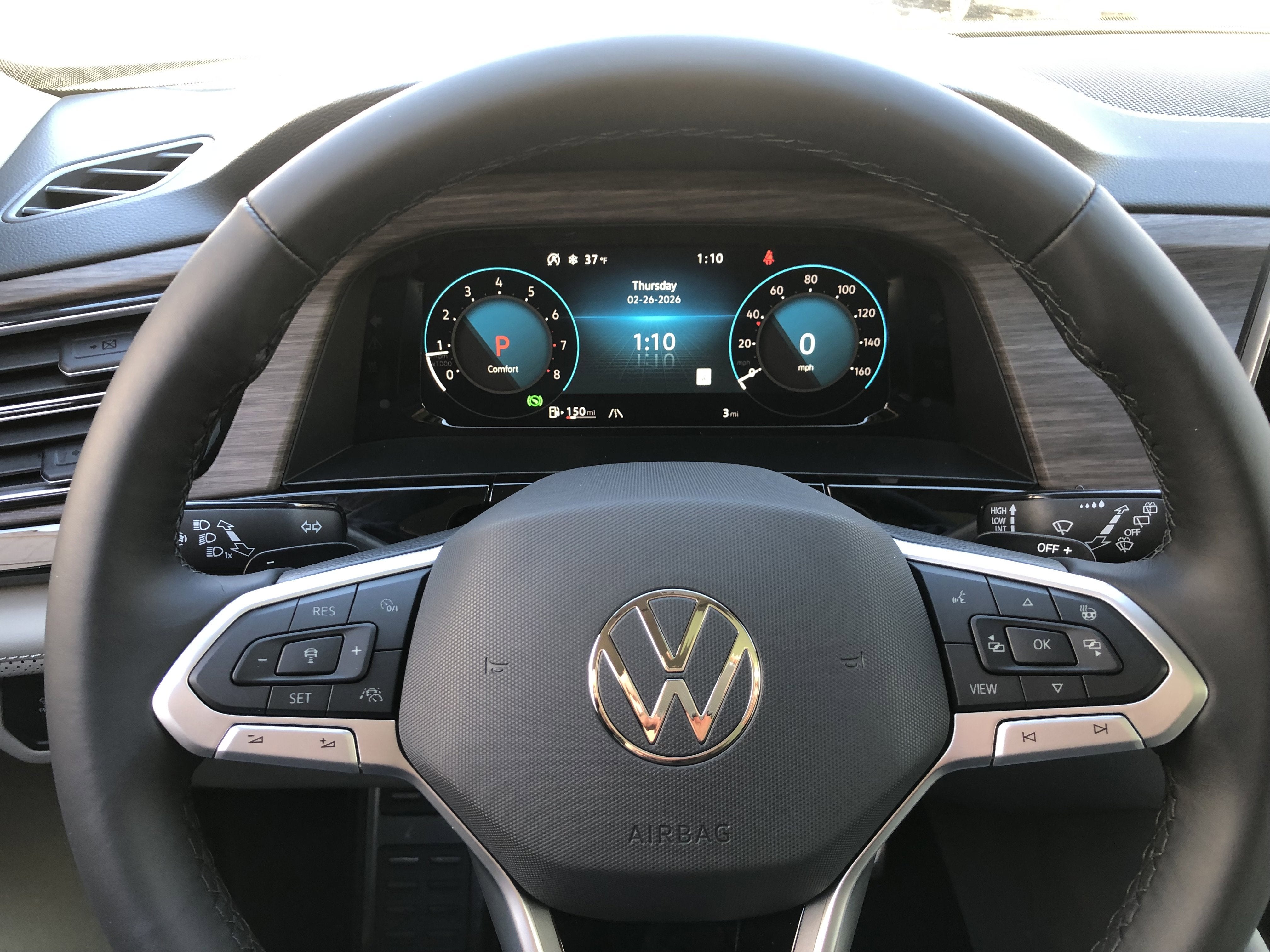 2026 Volkswagen Atlas 2.0T SEL Premium R-Line